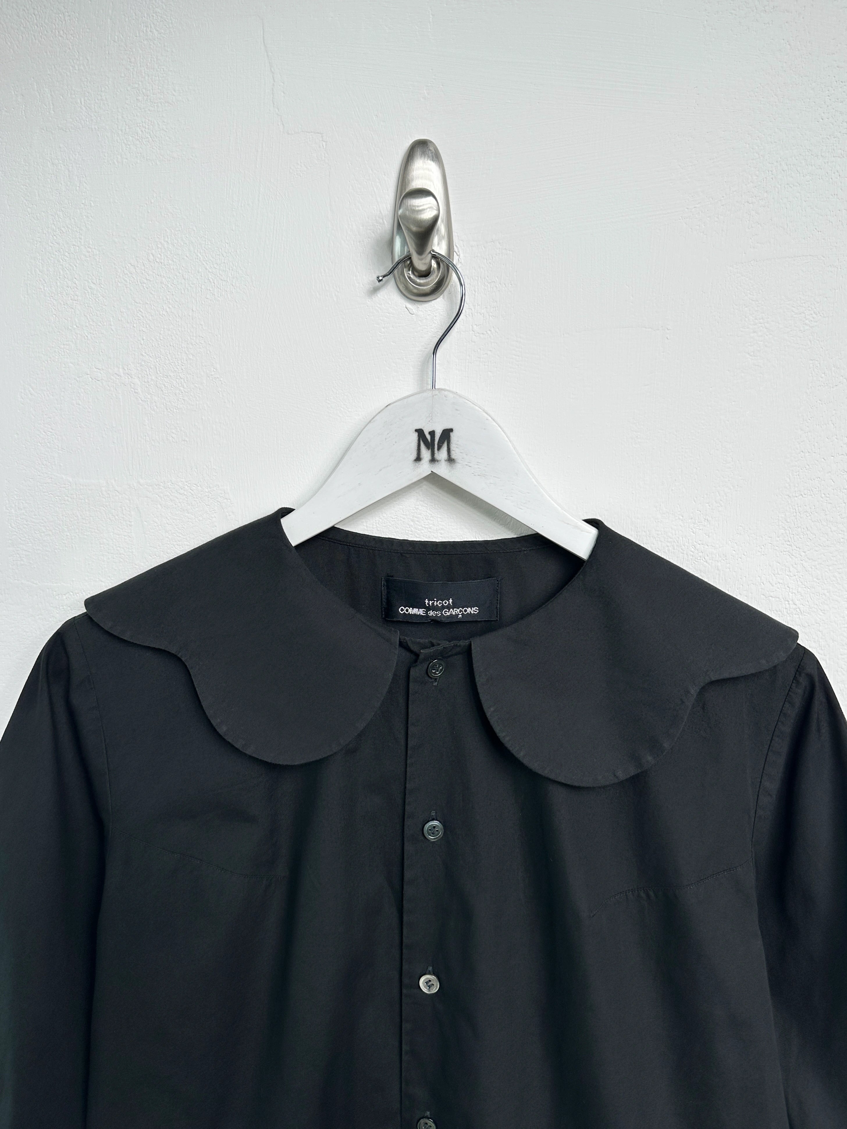 COMME DES GARÇONS - A/W 2020 BOXY FIT BUTTONED BLOUSE WITH OVERSIZED PETER PAN COLLAR