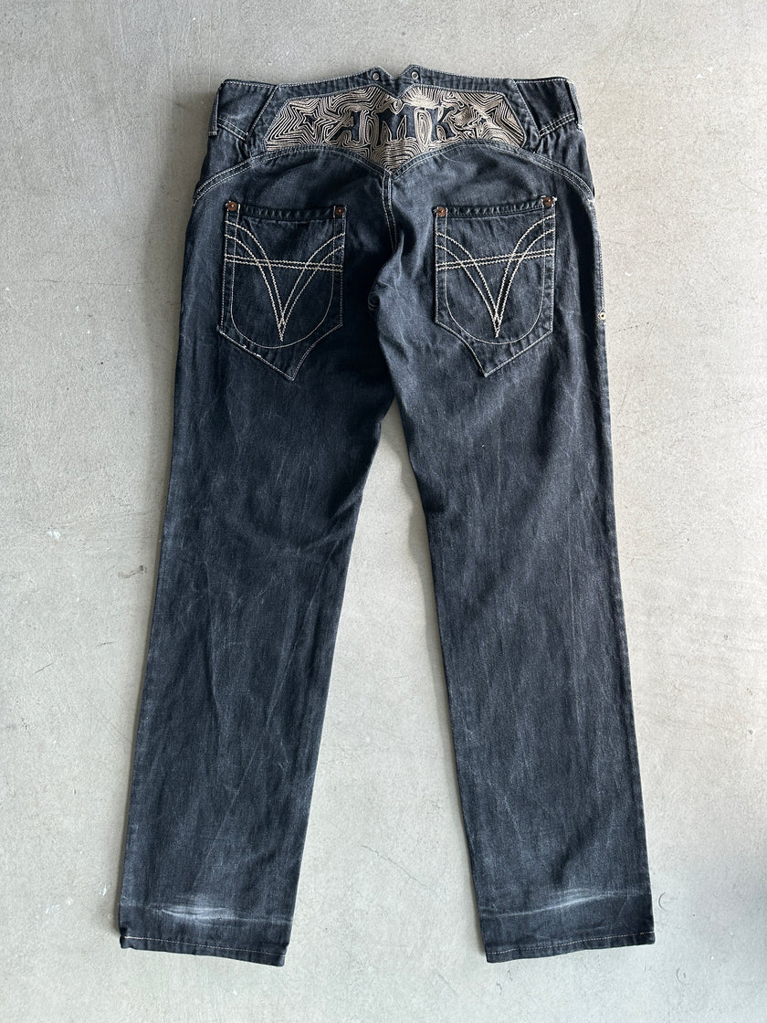ANDREW MACKENZIE AMK - 2000s STRAIGHT FIT JEANS WITH DETAILS AT THE BACK