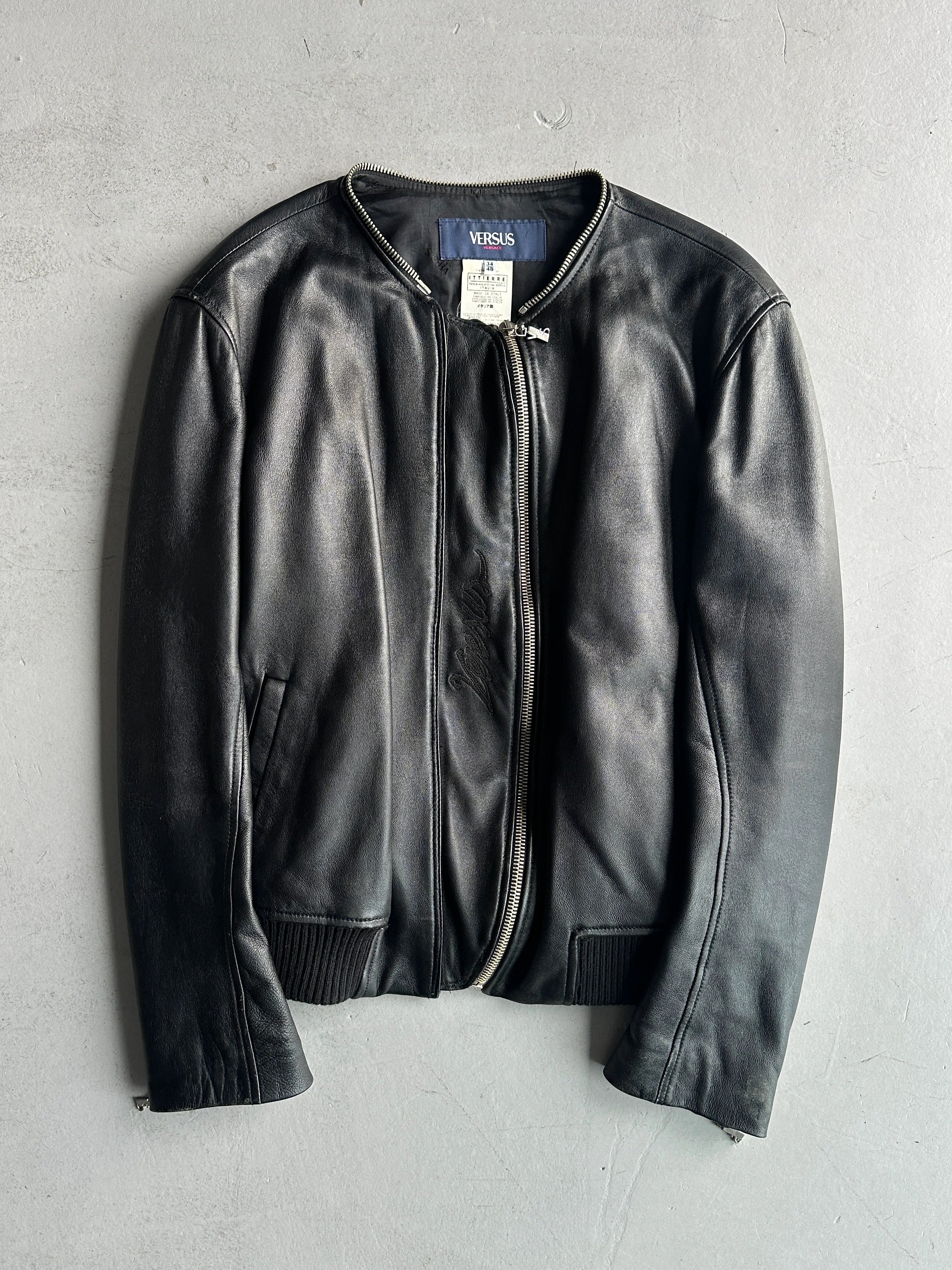 VERSUS VERSACE - early 2000s REMOVABLE COLLAR LEATHER JACKET