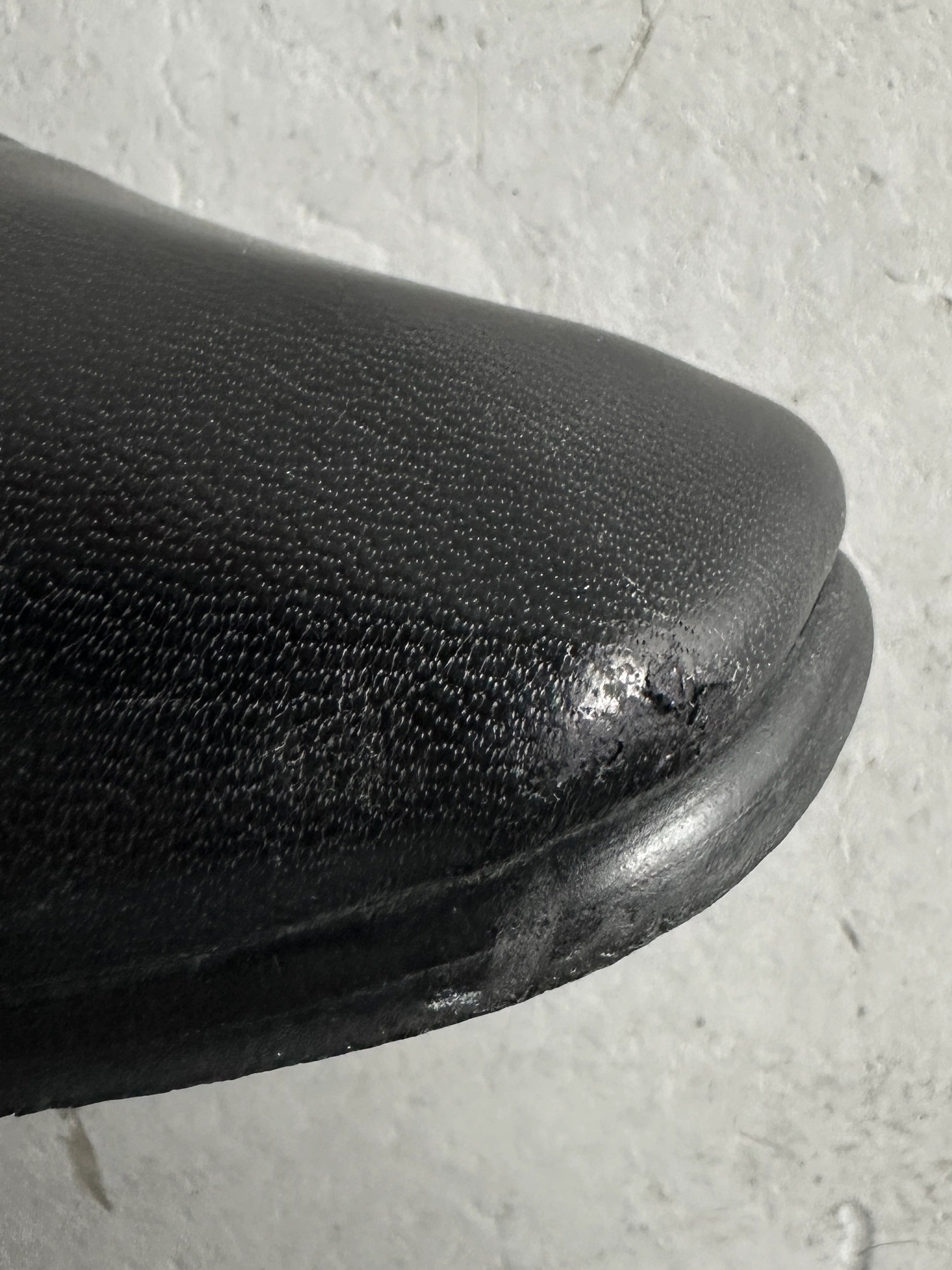 ISSEY MIYAKE - 1980s SCULPTURAL SQUARE TOE LOAFERS
