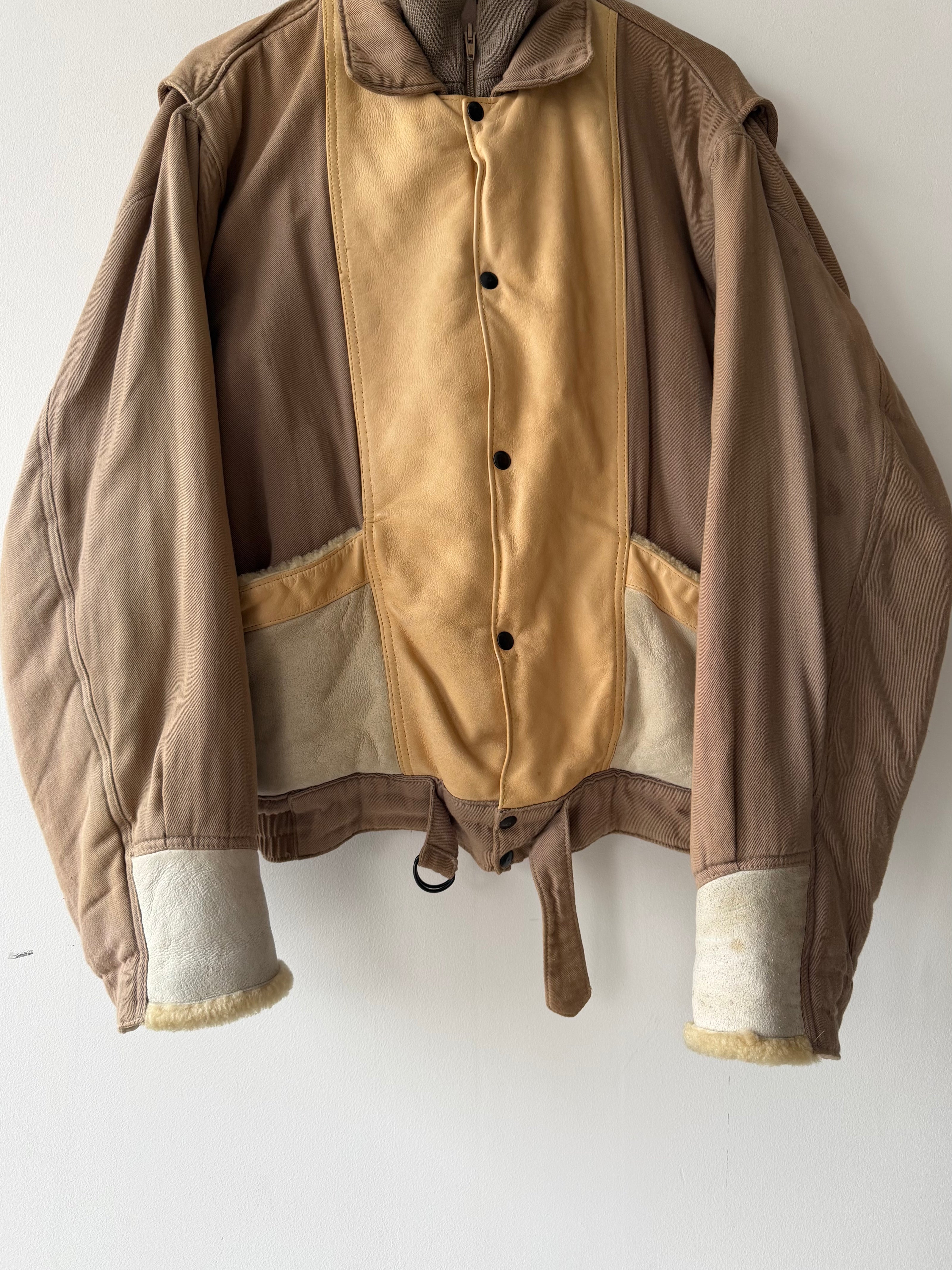 ITALIAN LABEL 1980s LAYERED JACKET WITH LEATHER FRONT AND SHEARLING POCKET AND CUFFS