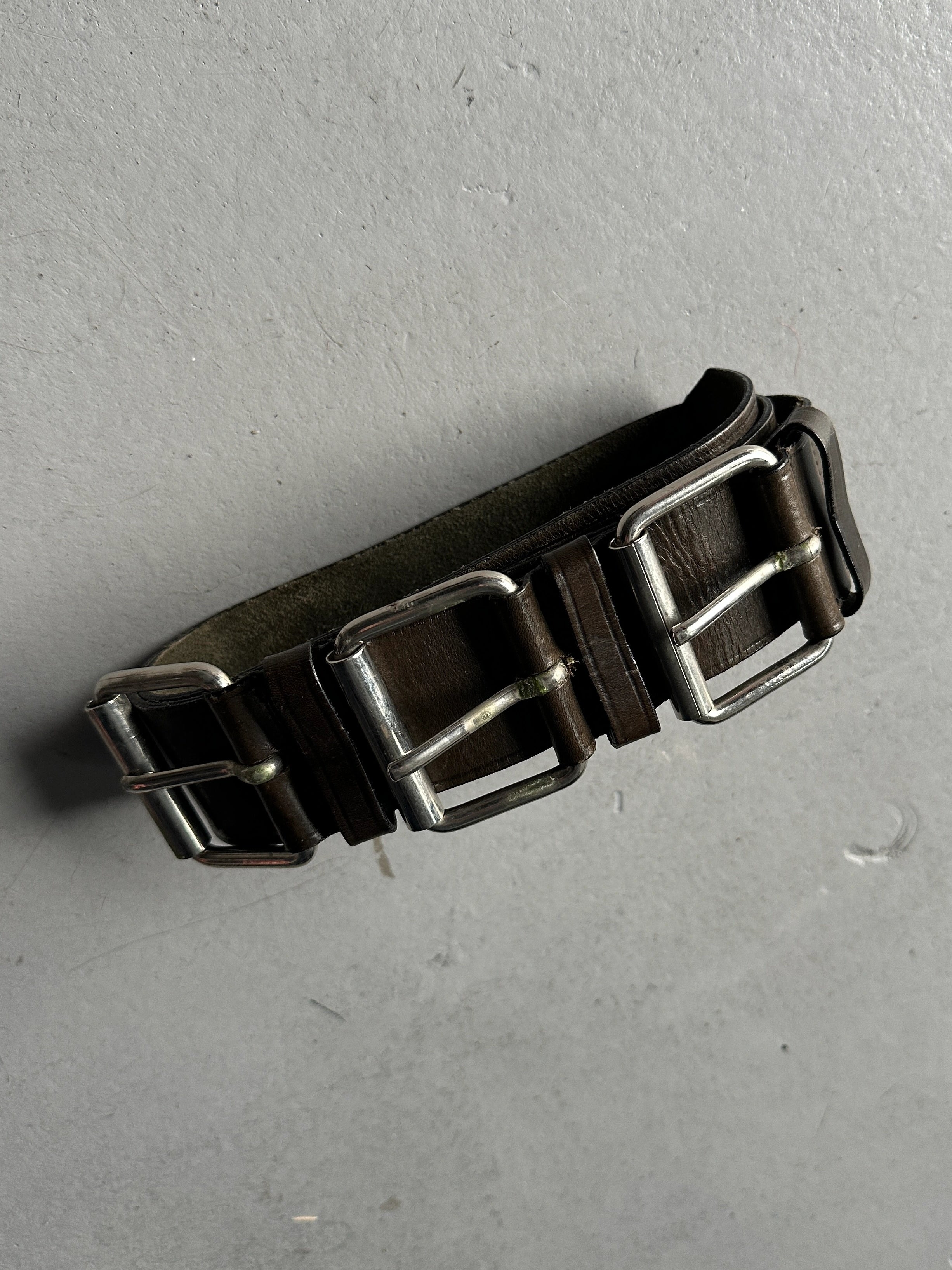 MOSCHINO - 1990s TRIPLE BUCKLE LEATHER BELT