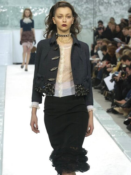 LOUIS VUITTON by MARC JACOBS - A/W 2004 CROP FIT WOOL BLAZER WITH LEAF BUTTONS DETAIL