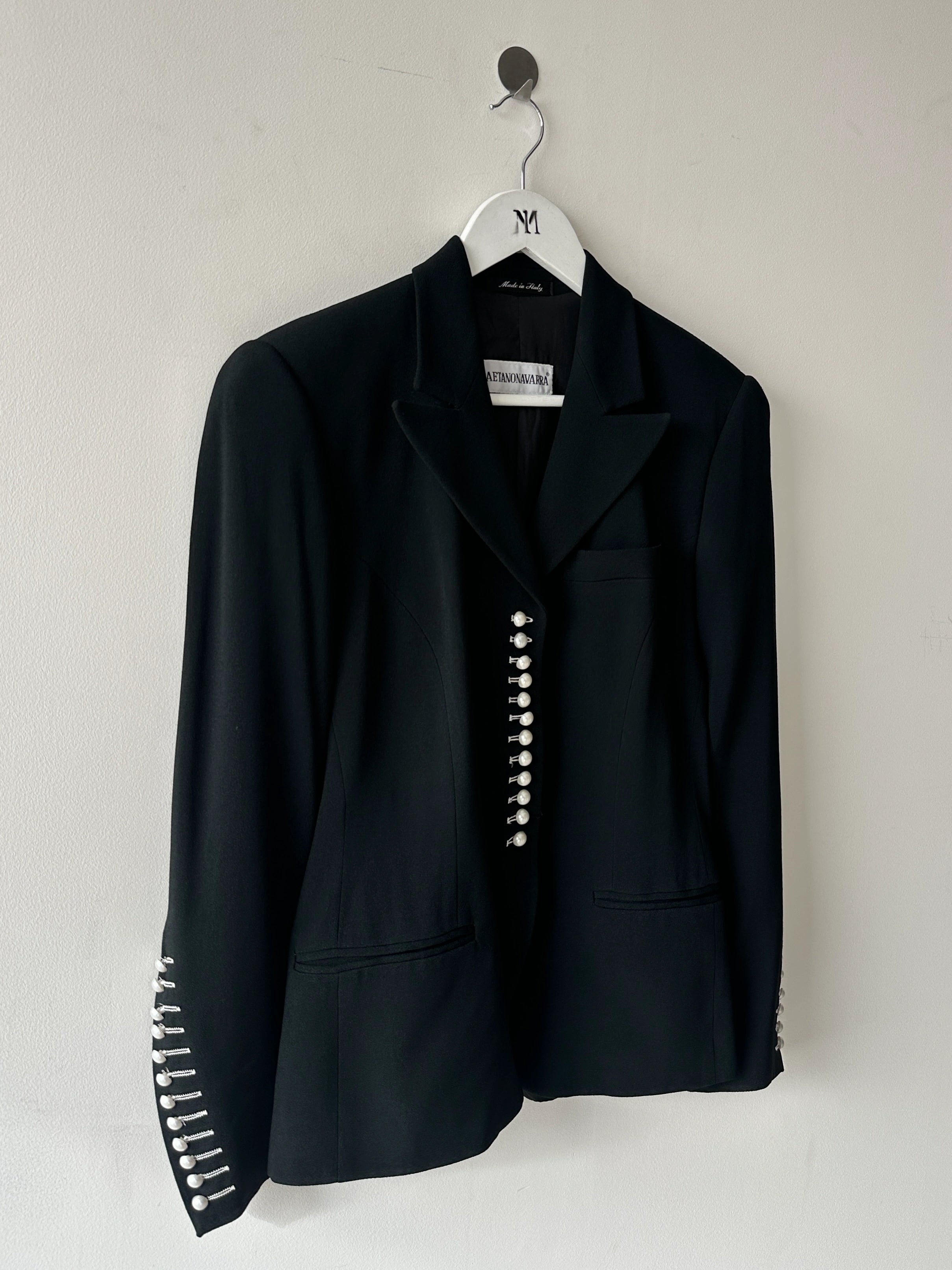GAETANO NAVARRA - 1990s TAILORED BLAZER WITH PEARL BUTTONS