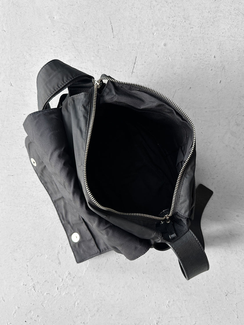 YOHJI YAMAMOTO Y'SACCS - late 1990s-2000s NYLON MESSENGER BAG WITH LEATHER FRONT PANEL