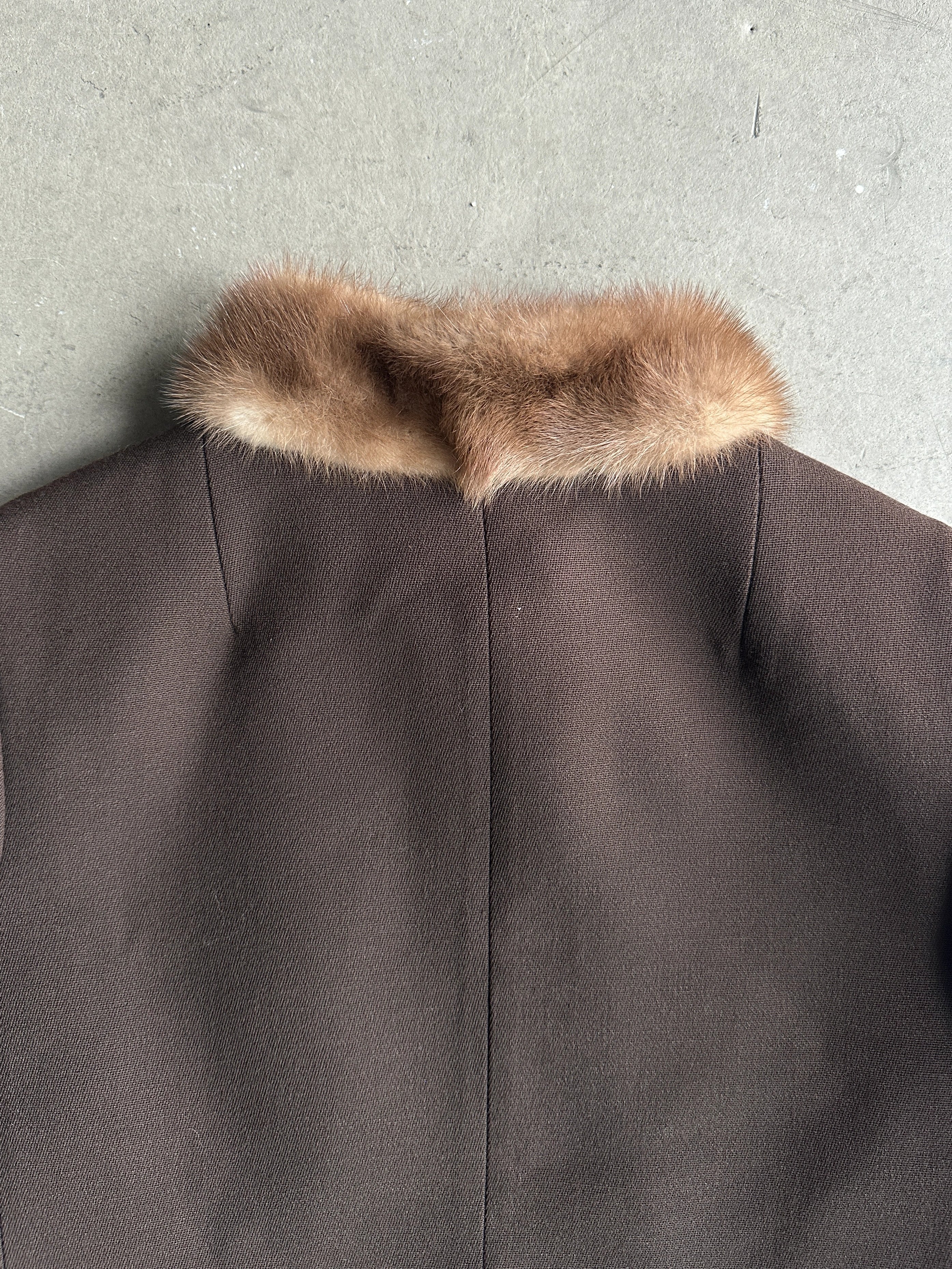 1980s STRUCTURED BLAZER WITH FUR COLLAR