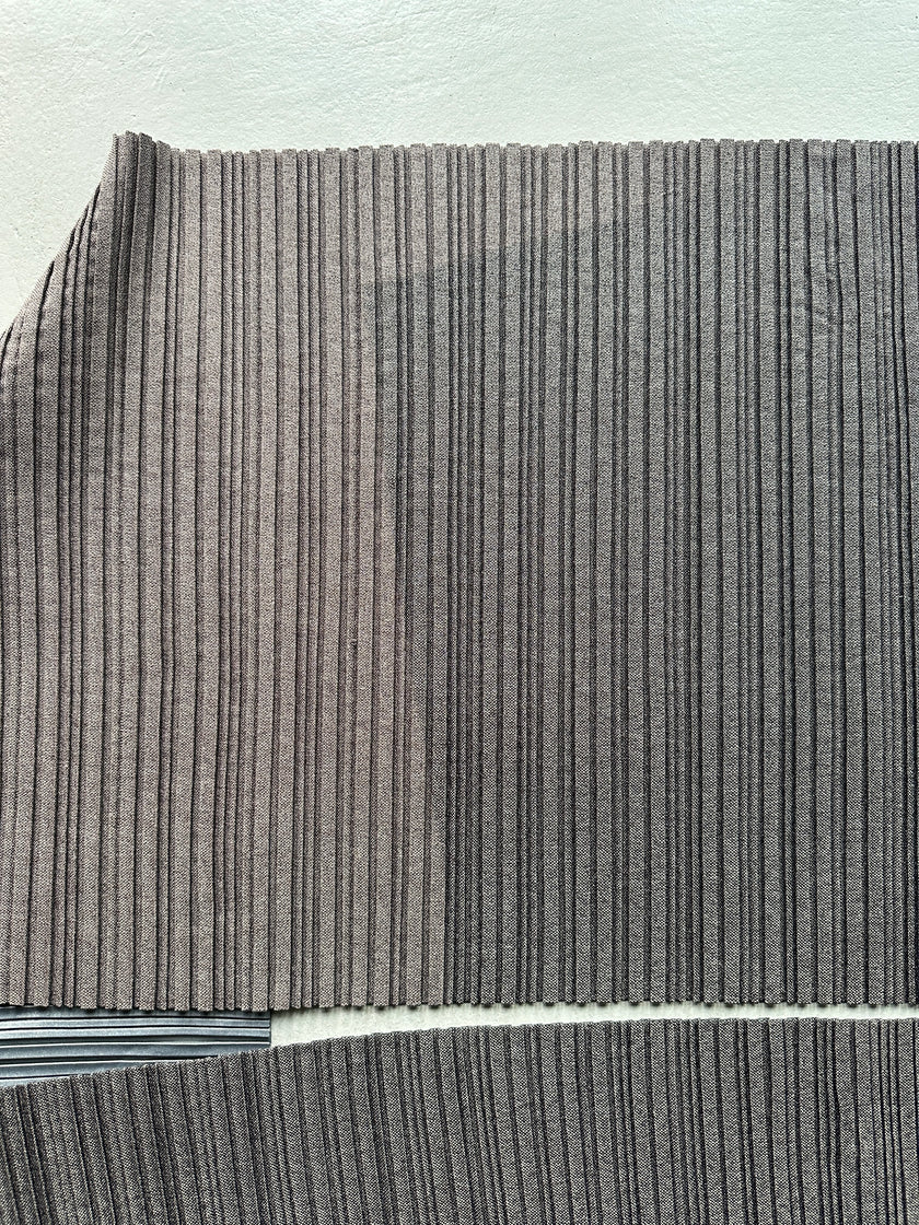 ISSEY MIYAKE X IITTALA - 2016 EXTRA LONG PLEATED TABLEWEAR KIMONO