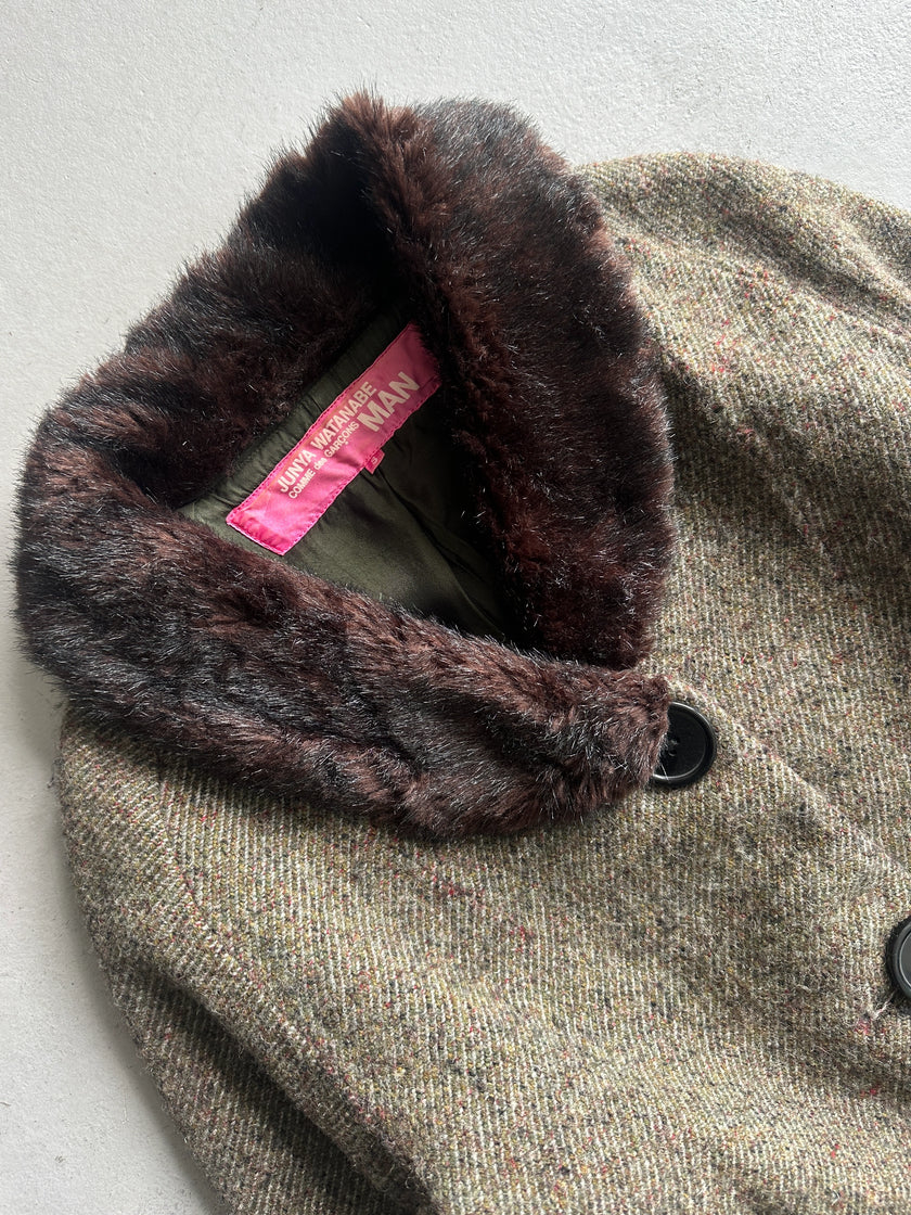 JUNYA WATANABE COMME DES GARÇONS MAN - A/W 2004 FUR COLLAR TWEED BLAZER WITH OVERSIZED BUTTONS