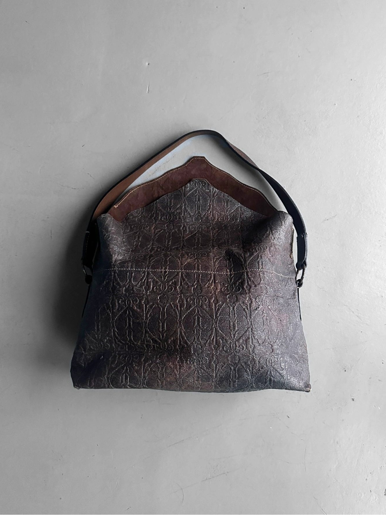 ROBERTO CAVALLI  - early 2000s EMBOSSED LEATHER SLOUCHY SHOULDER BAG