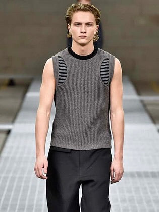 DIRK BIKKEMBERGS - F/W 2017 CHENILLE KNIT CREW NECK VEST TOP