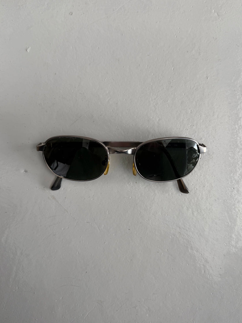 GIORGIO ARMANI -  1990s OVAL SUNGLASSES WITH METAL FRAME