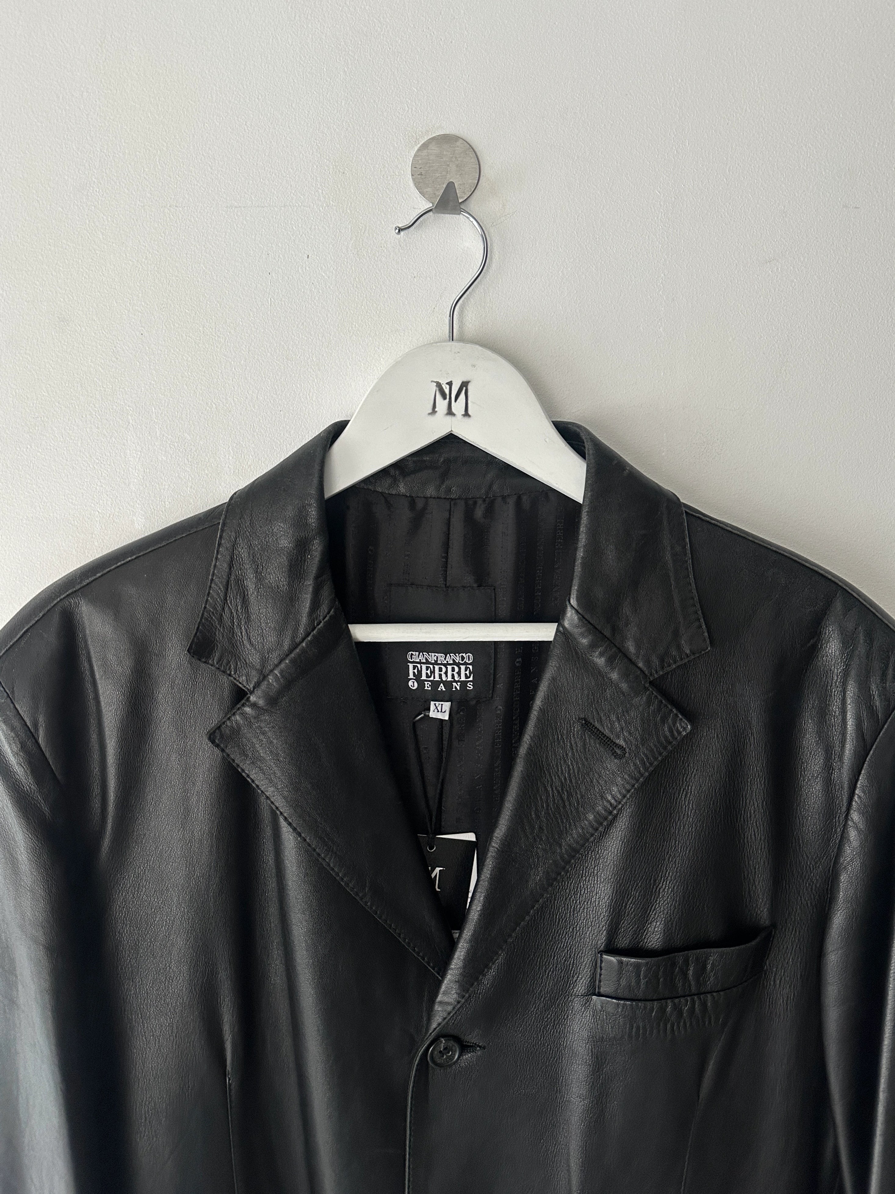 GIANFRANCO FERRÉ - early 2000s SOFT LEATHER BLAZER