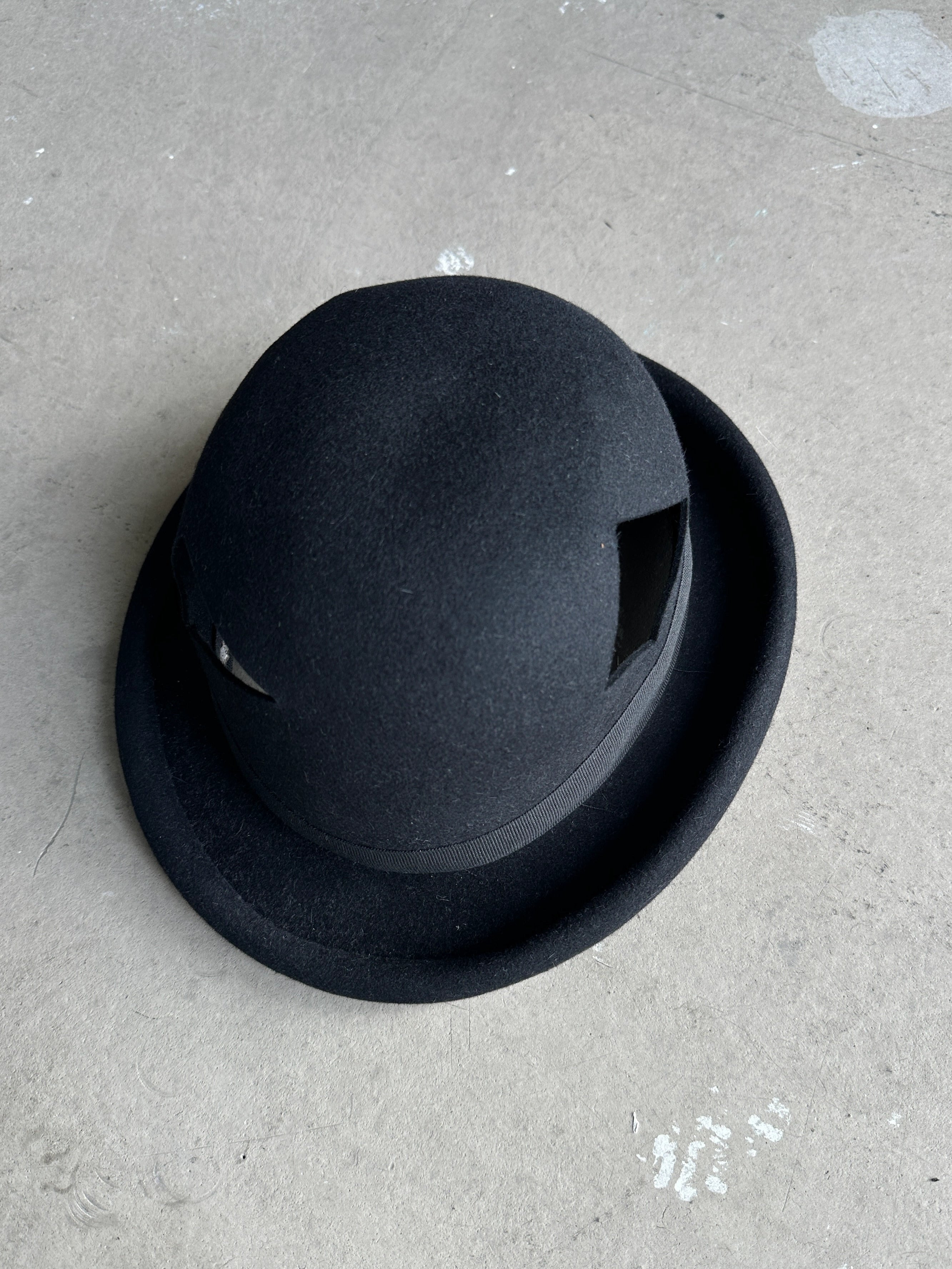 EMPORIO ARMANI - 2000s BOWLER HAT WITH GEOMETRIC CUT