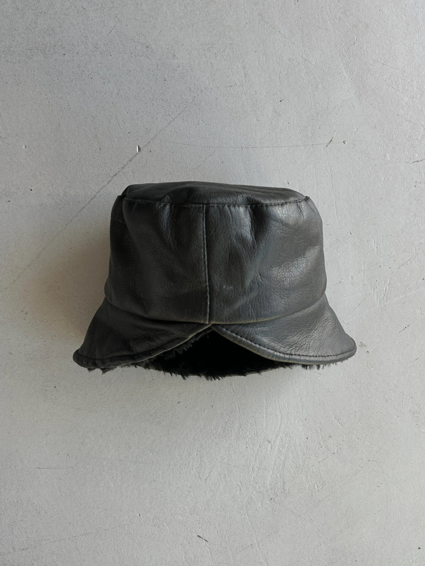 1970s LEATHER BUCKET HAT WITH FAUX FUR BRIM AND LINING