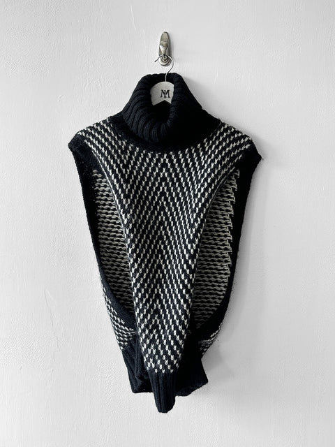 NO LABEL 1990s OPEN SIDE CHUNKY KNIT TURTLE NECK TOP