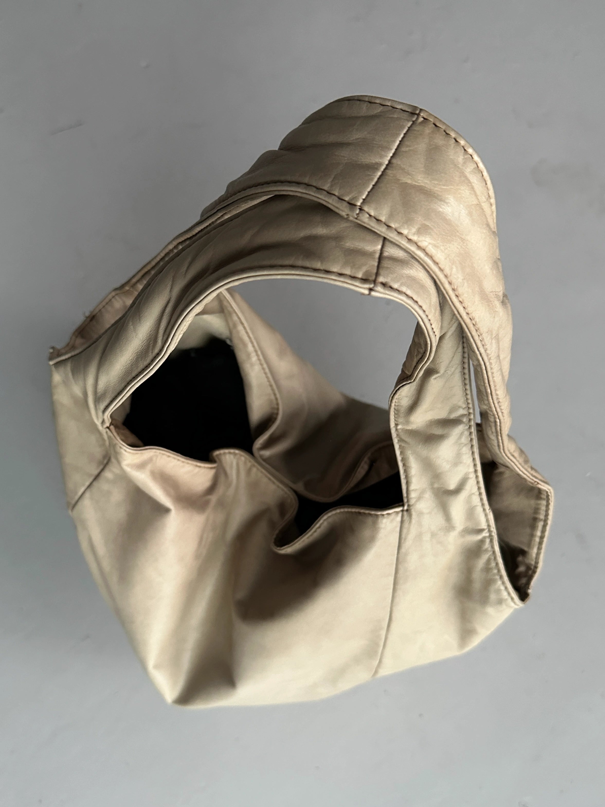 ISSEY MIYAKE PLANTATION - 1990s LEATHER SLOUCHY SHOULDER BAG