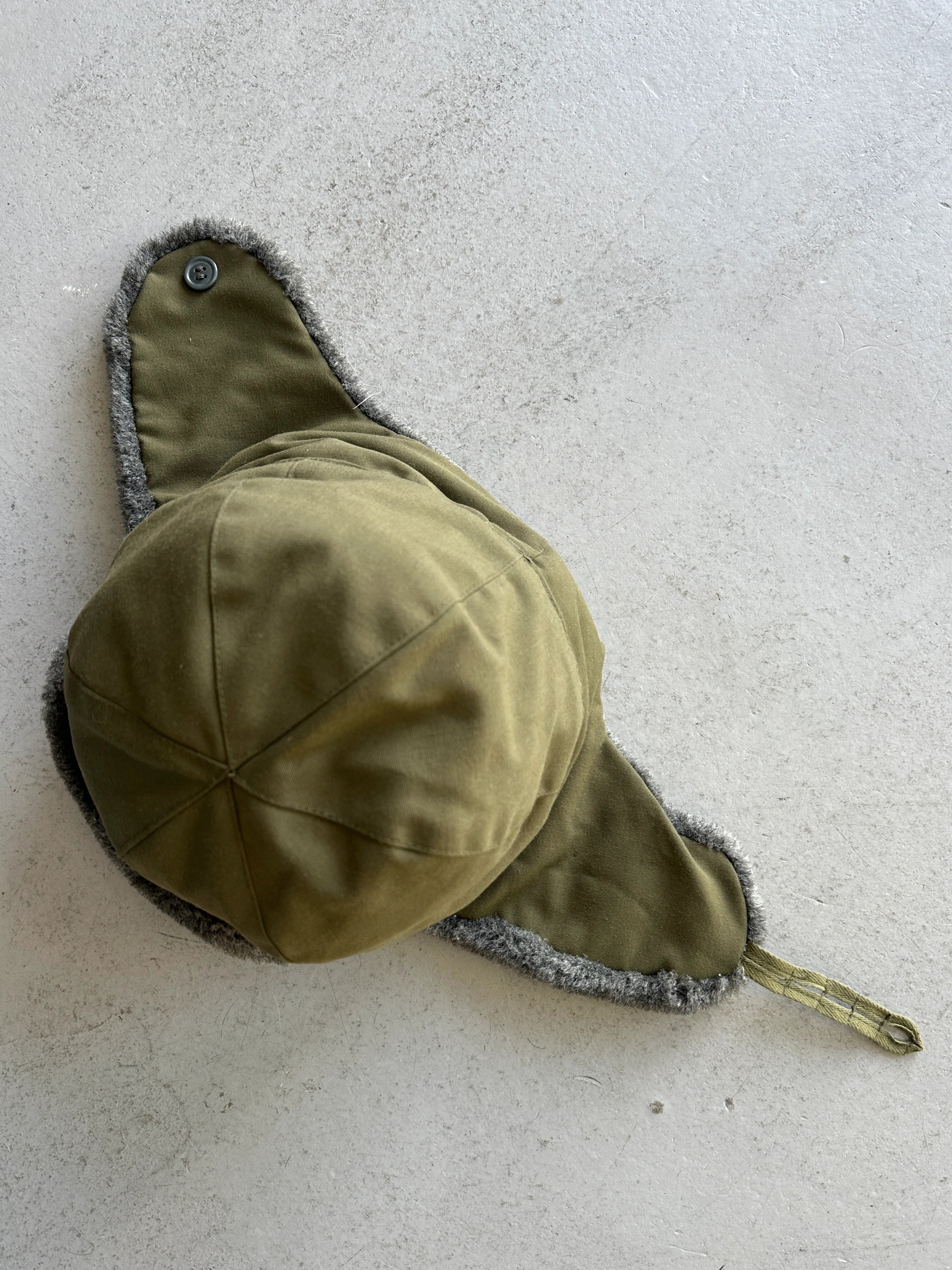 early 2000s TRAPPER SHEARLING HAT