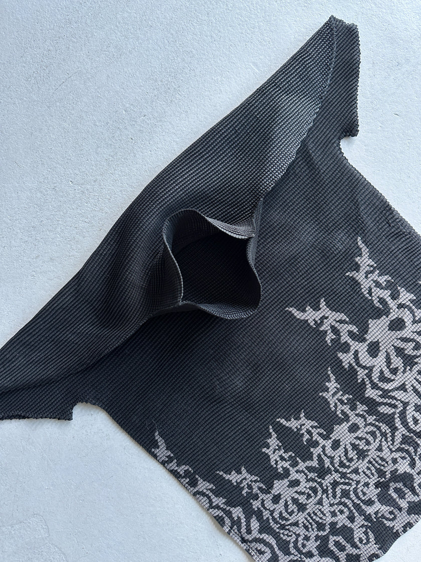 ISSEY MIYAKE ME - S/S 2005 SHORT SLEEVE TOP