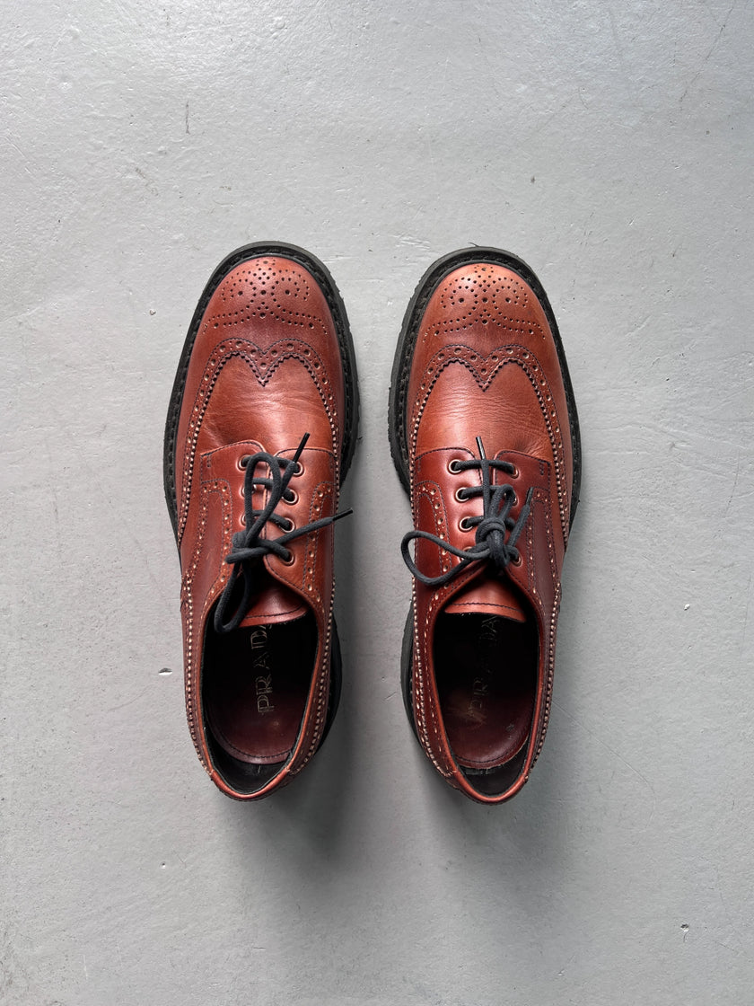 PRADA - 2000s LEATHER BROGUE SHOES
