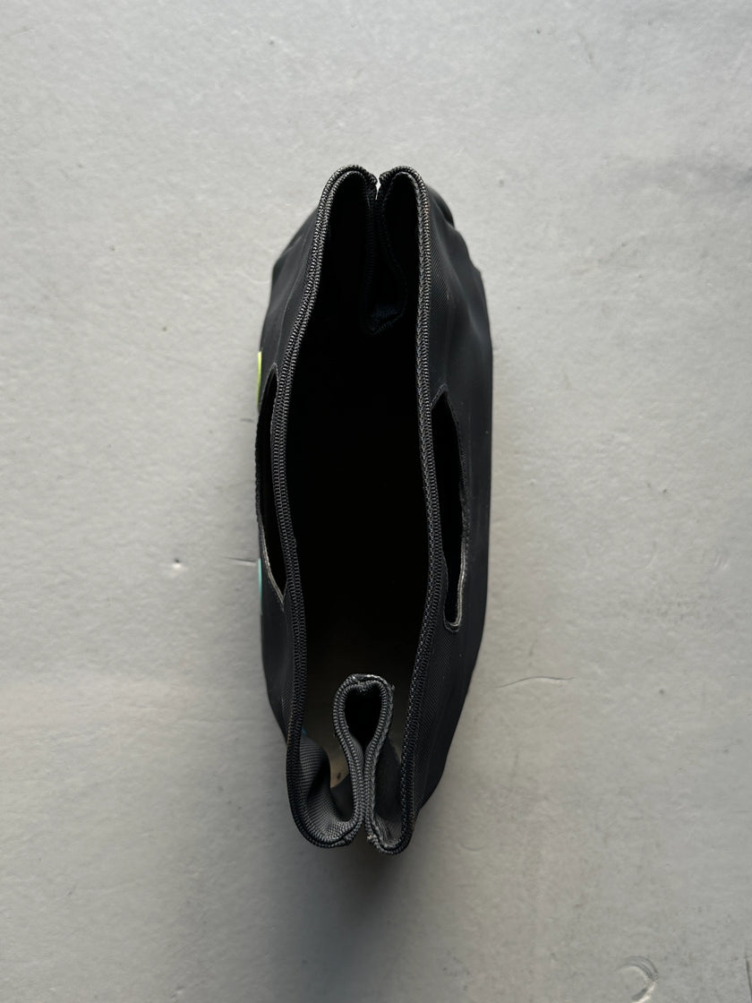 FENDISSIME - 1990s CUT OUT HANDLE TEXTURED HANDBAG