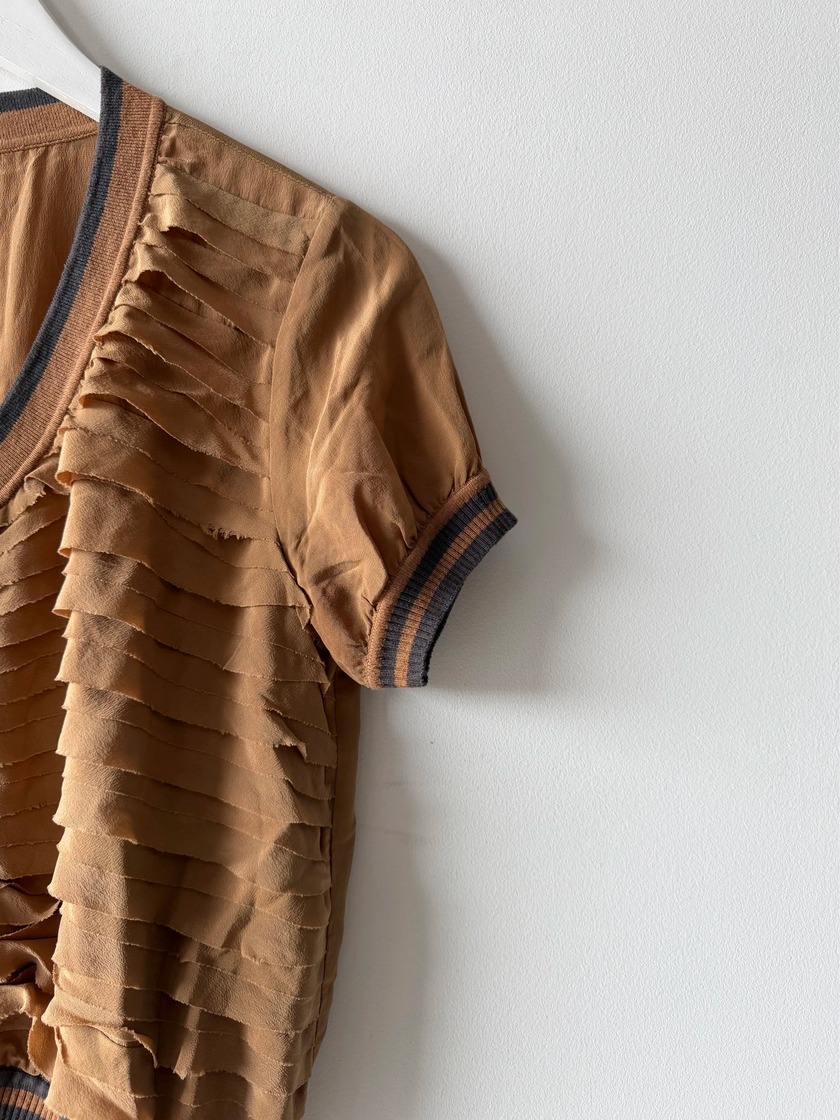 2000s SHORT SLEEVE BLOUSE WITH RUFFLED FRONT