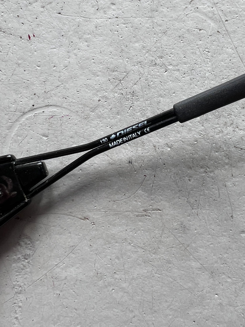 DIESEL - 2000s WRAPAROUND SUNGLASSES WITH METAL SCREW DETAIL