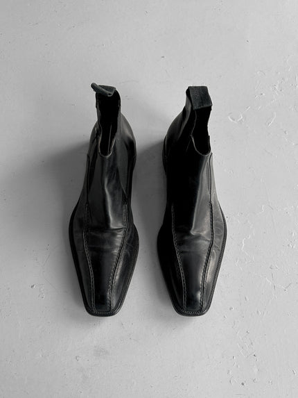 ITALIAN LABEL 2000s LEATHER BOOTS WITH APRON STITCHING