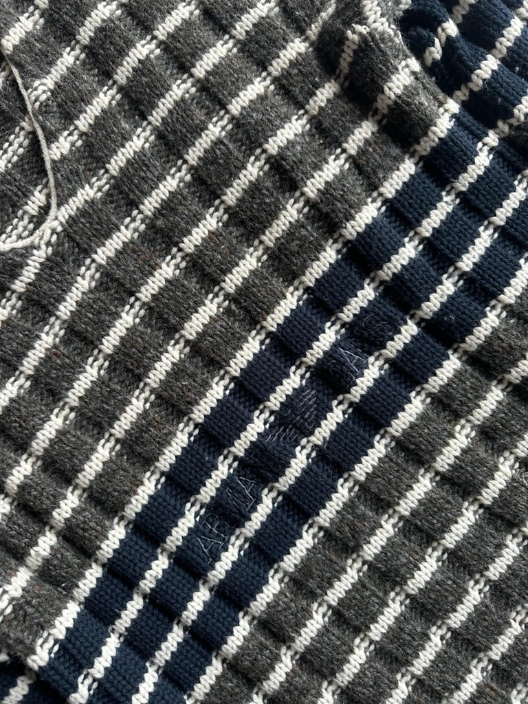 ARMANI JEANS - 1990s CHUNKY KNIT JUMPER WITH LOGO EMBROIDERED FRONT