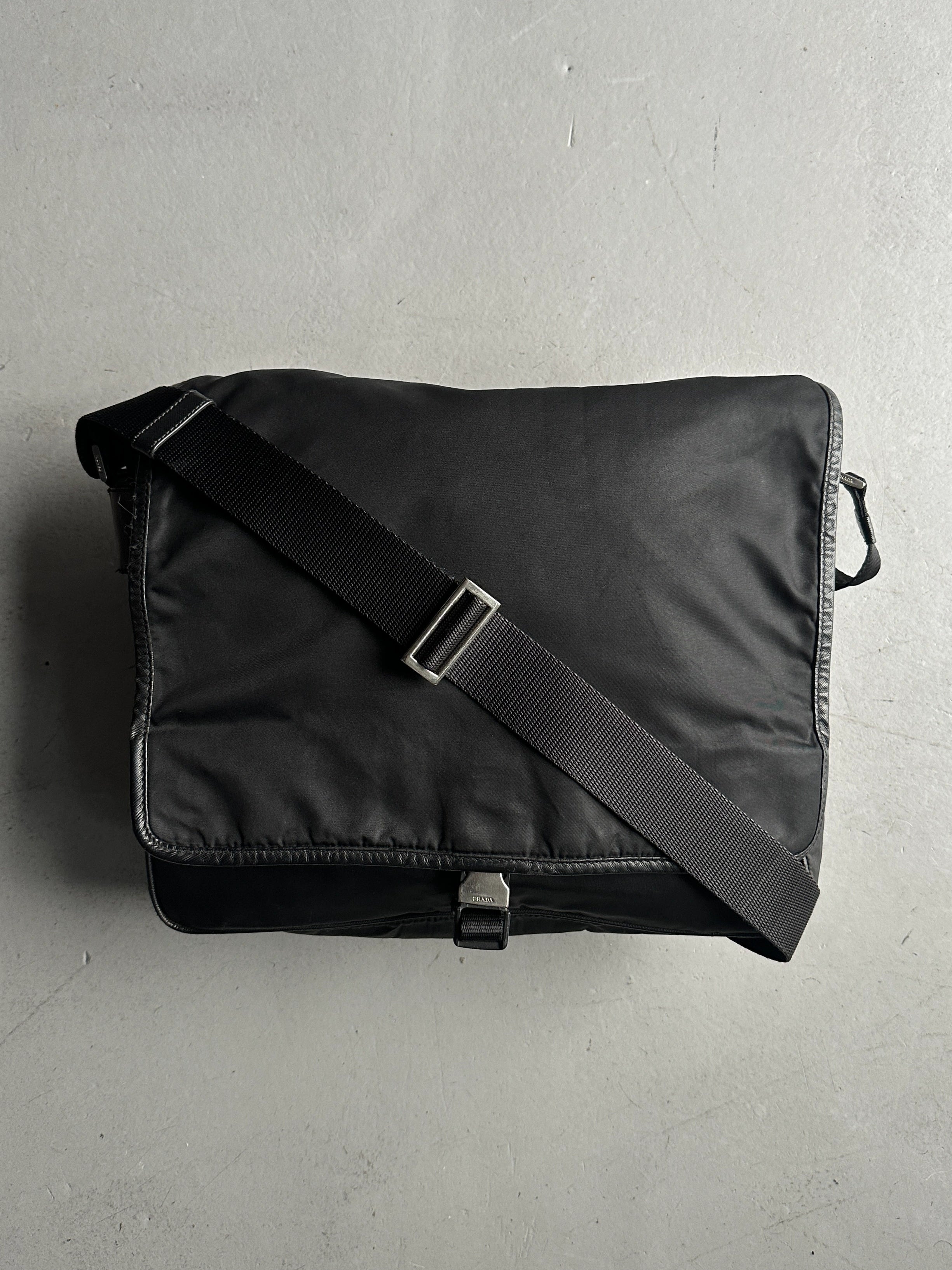PRADA - 2000s NYLON MESSENGER BAG