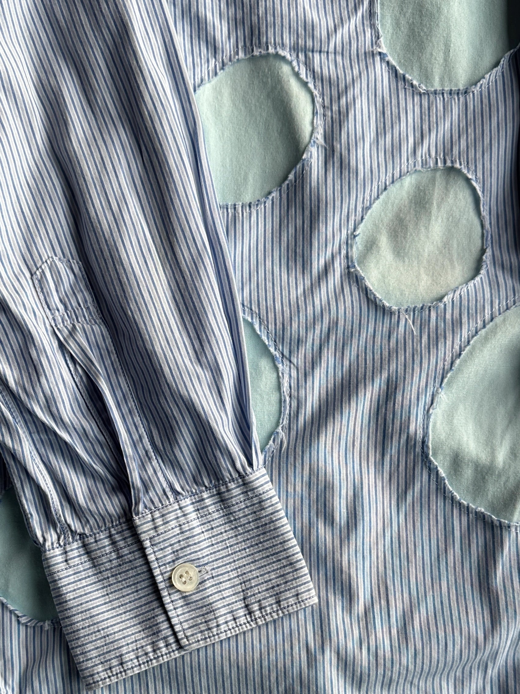 COMME DES GARÇONS SHIRT - S/S 2018 CUT OUTS FRONT MICRO STRIPED LONG SLEEVE SHIRT