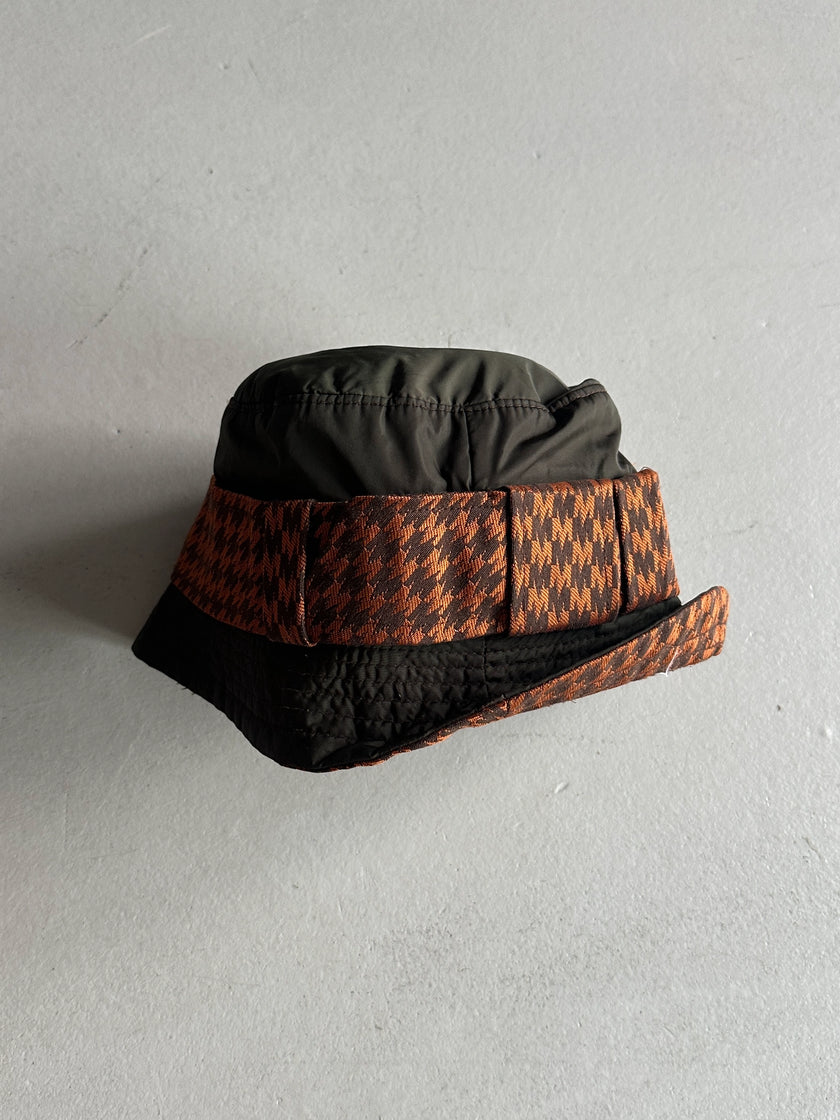 MAX MARA - 2000s NYLON BUCKET HAT