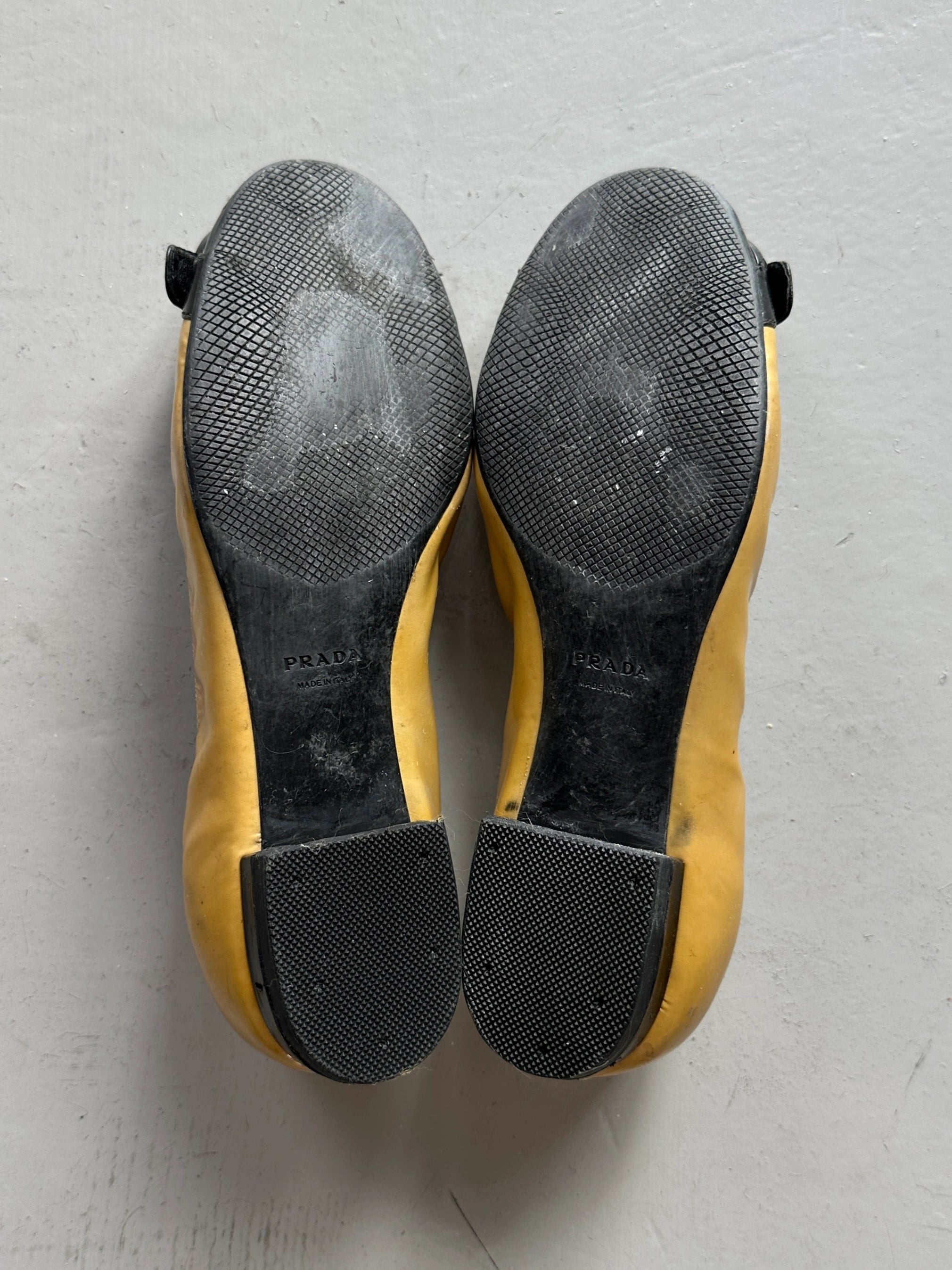PRADA - F/W 2008 BICOLOR BALLERINA FLATS