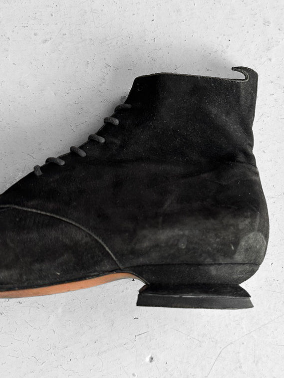 CLAUDE MONTANA X STEPHANE KÉLIAN - 1980s ARCHITECTURAL LACE UP SHOES