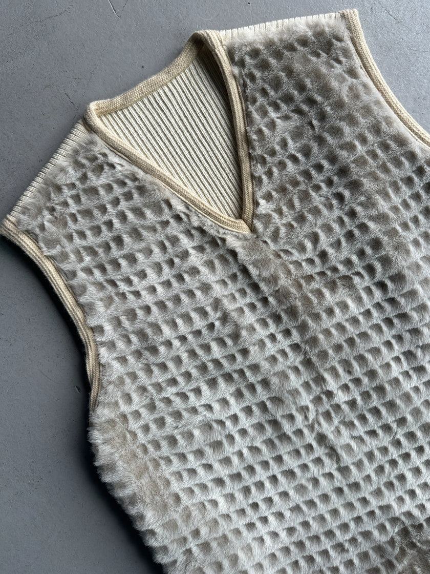 DEXTER WONG - 1990s FAUX FUR FRONT ZIPPED SIDE KNIT VEST