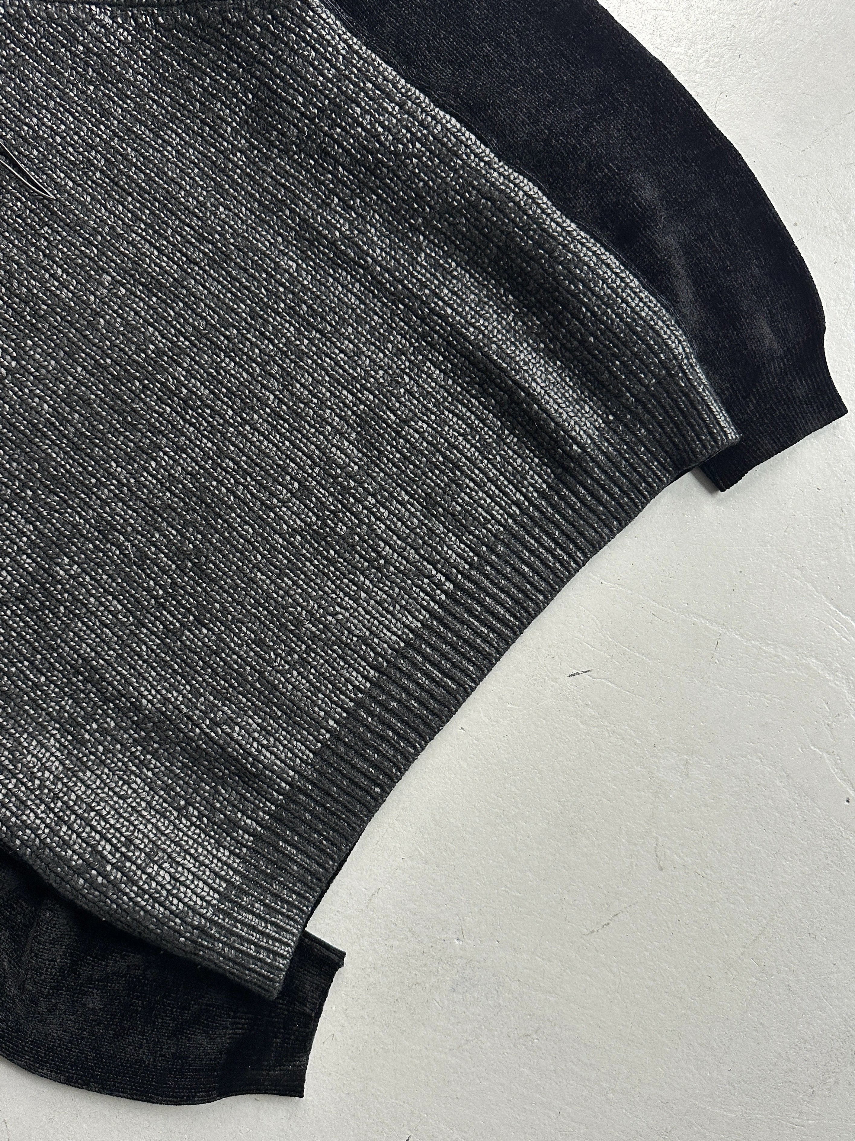 EMPORIO ARMANI - 2000s CHENILLE JUMPER WITH CONTRASTING FRONT AND HOOD