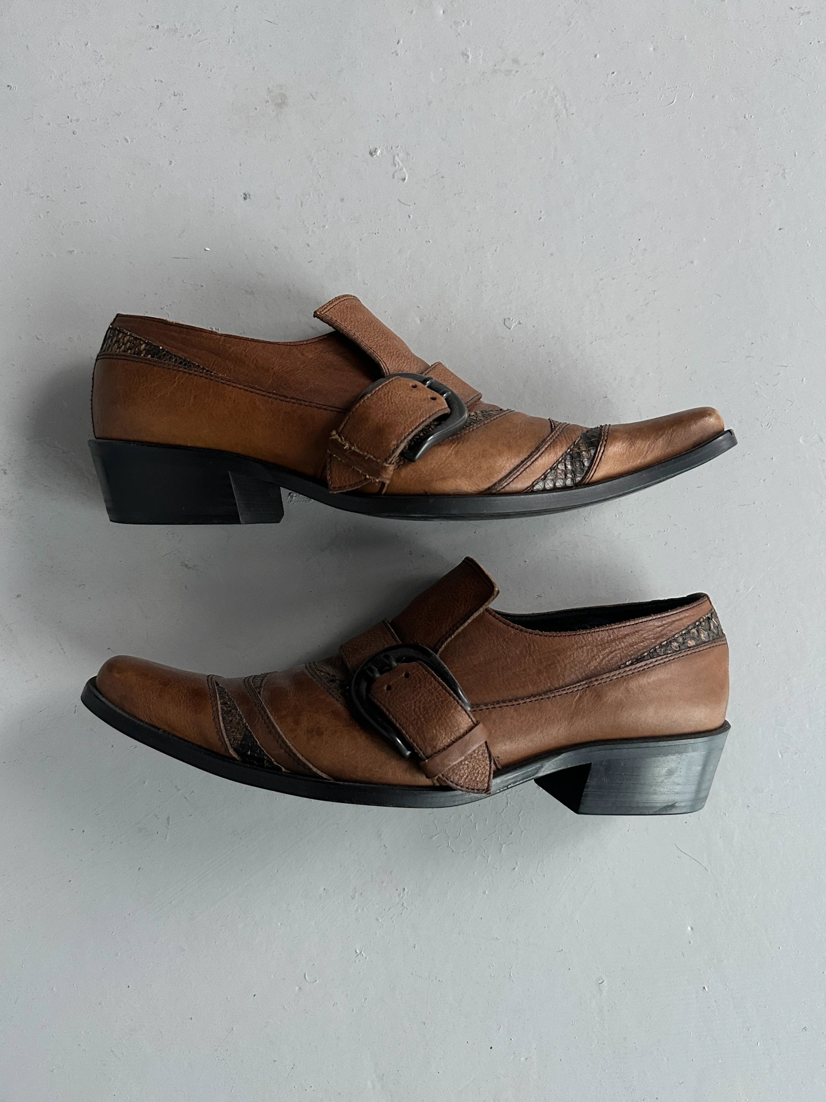 5351 POUR LES HOMMES - early 2000s WESTERN SLIP ON SHOES