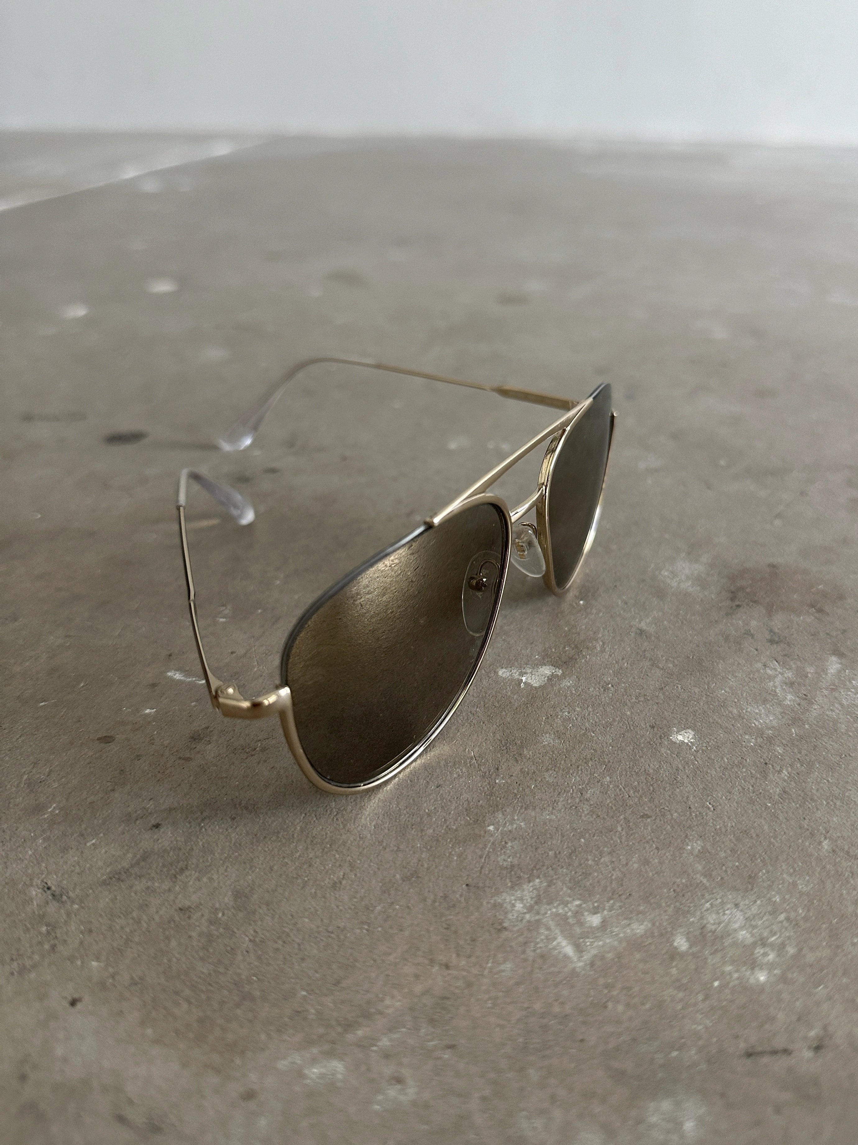 PRADA - 2000s RIMLESS SUNGLASSES