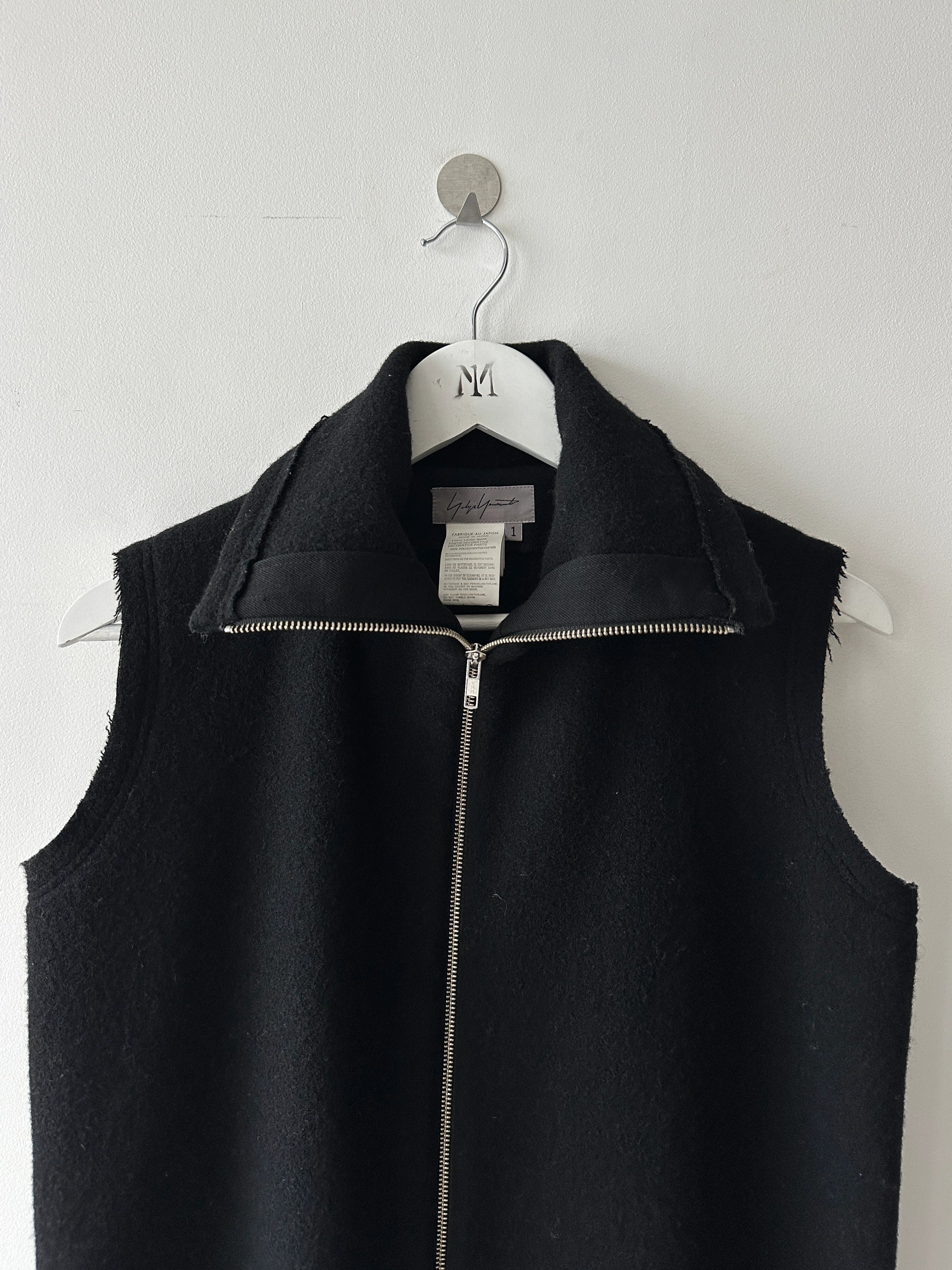 YOHJI YAMAMOTO - F/W 2004 FUNNEL NECK ZIPPED VEST JACKET