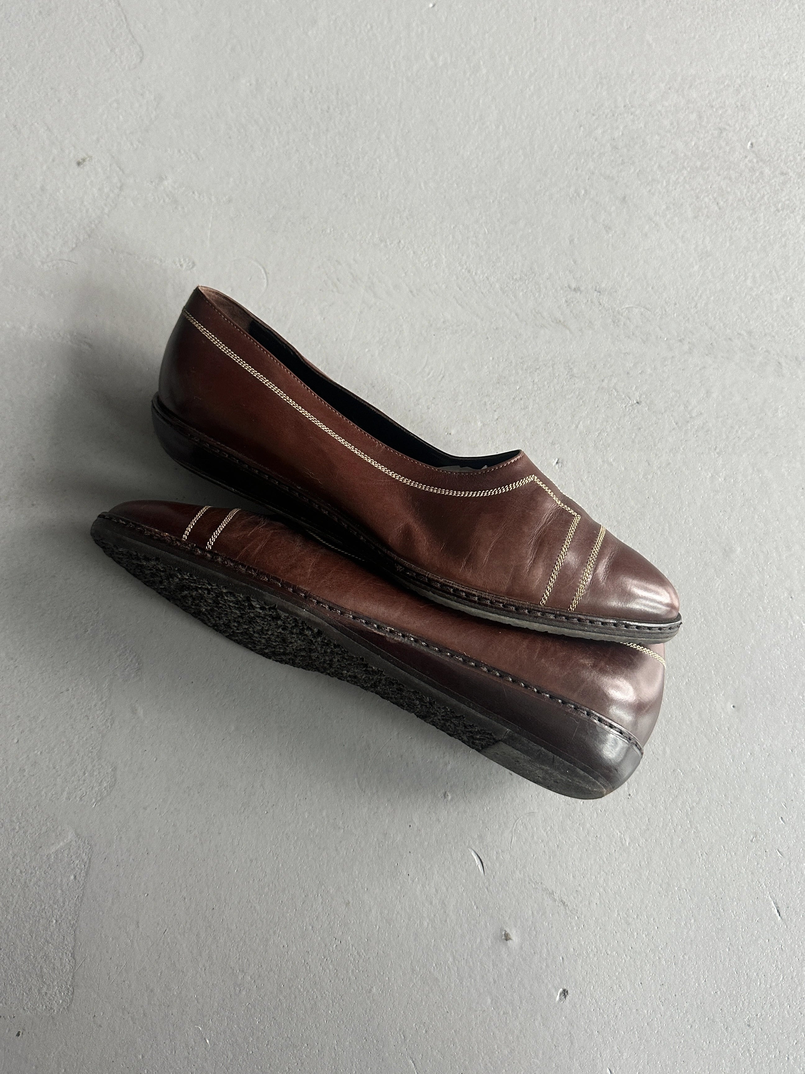 PRADA - 1990s V CUT LOAFERS