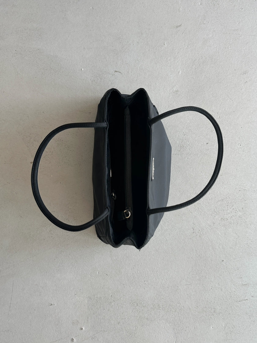 PRADA - 1990s NYLON TOTE BAG