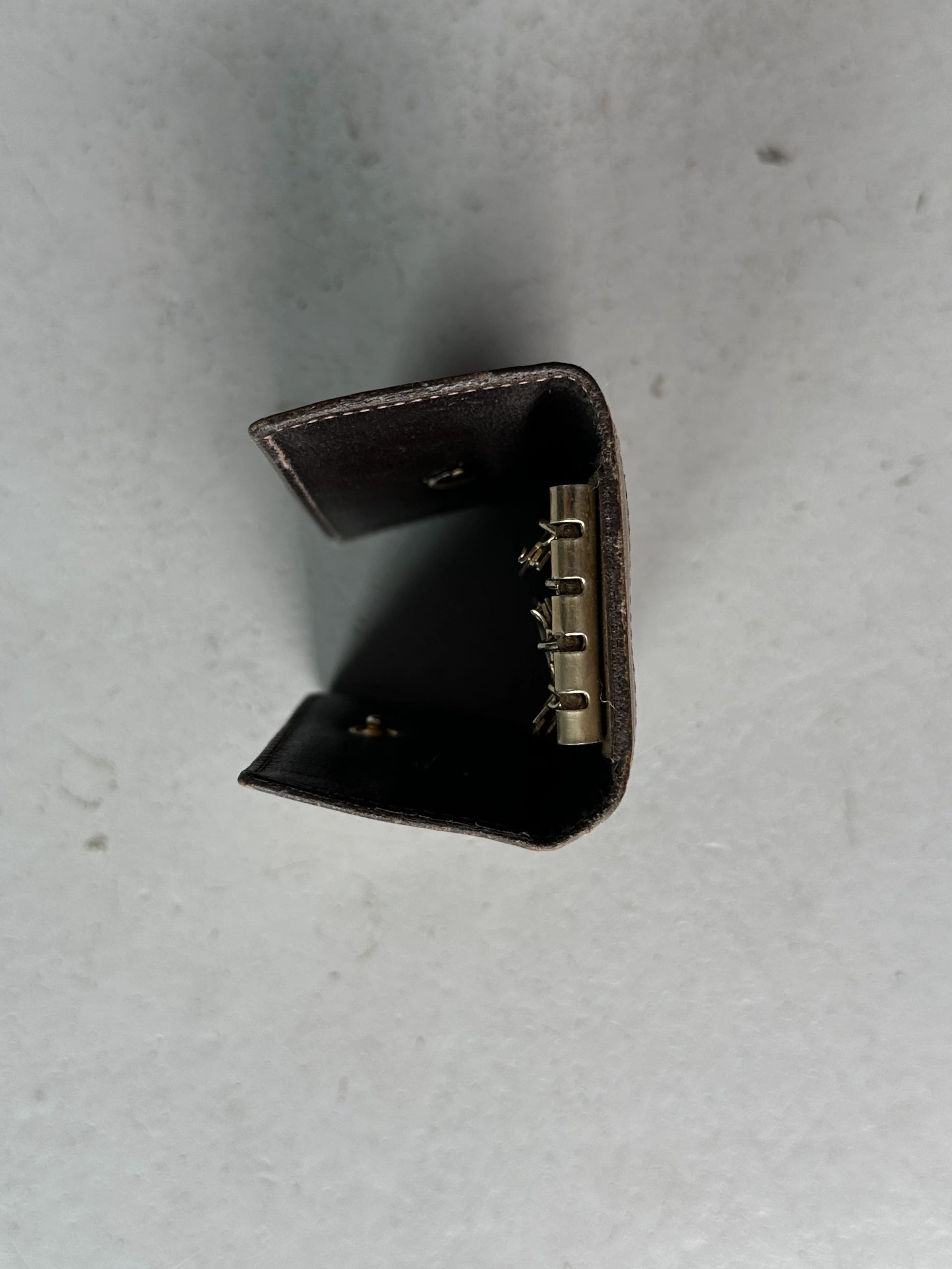 YVES SAINT LAURENT - 1980s LEATHER KEY HOLDER