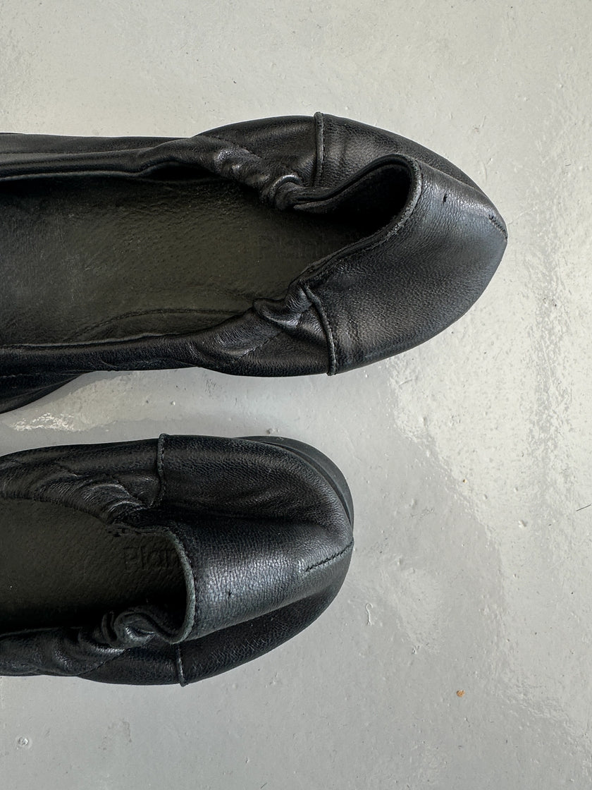 PLANTATION ISSEY MIYAKE - 1990s BALLET FLATS