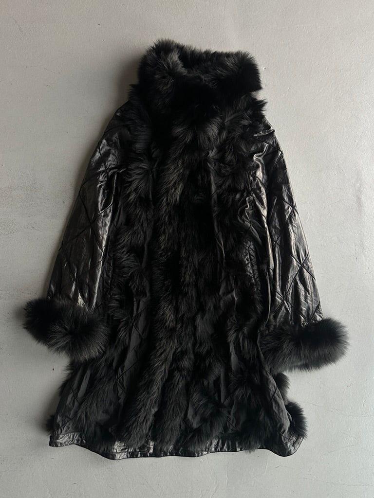KANSAI YAMAMOTO IMPACT - 1990s REVERSIBLE QUILTED COAT WITH FOX FUR DETAILS