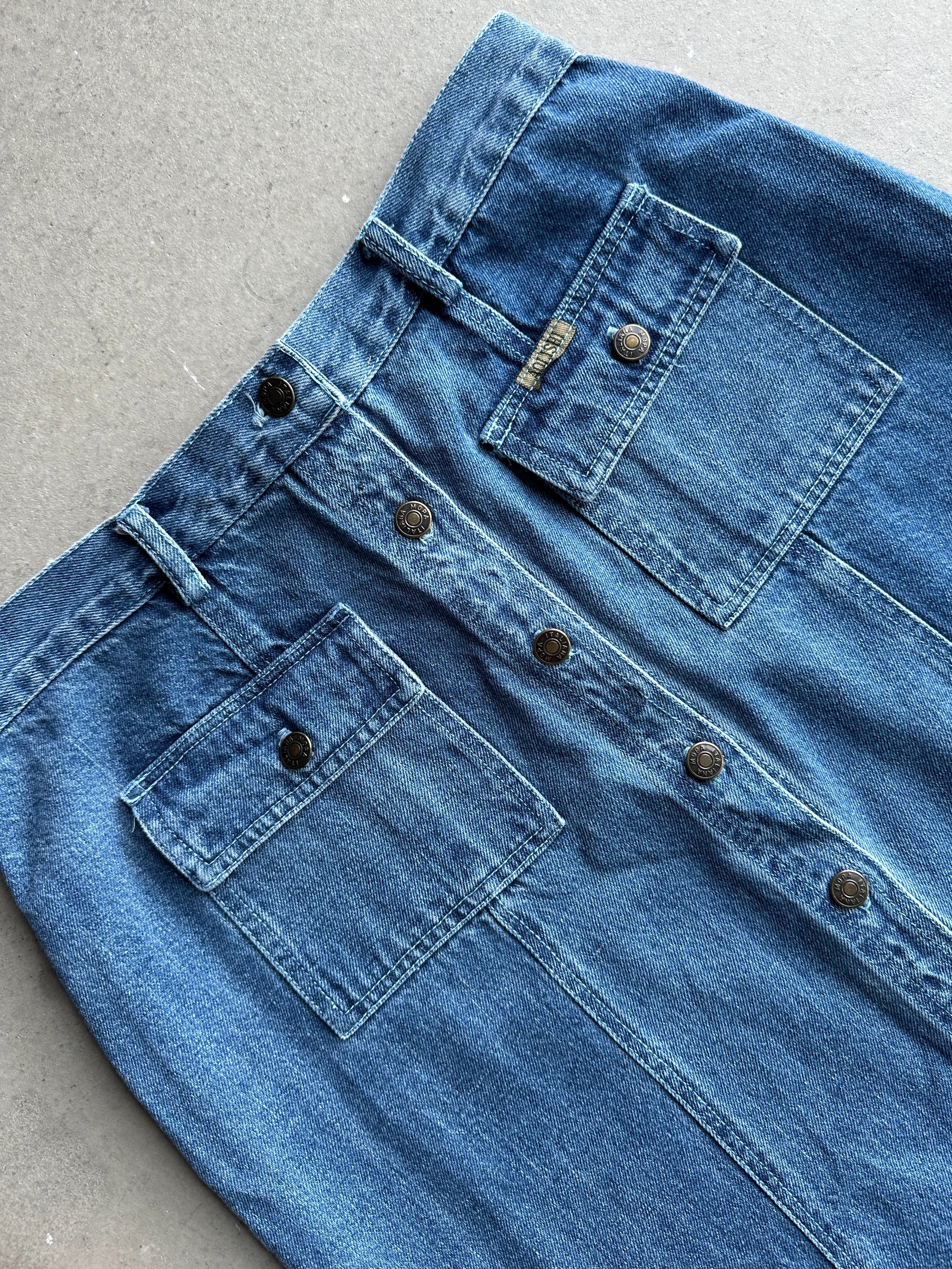 1990s FRONT BUTTONING MAXI DENIM SKIRT