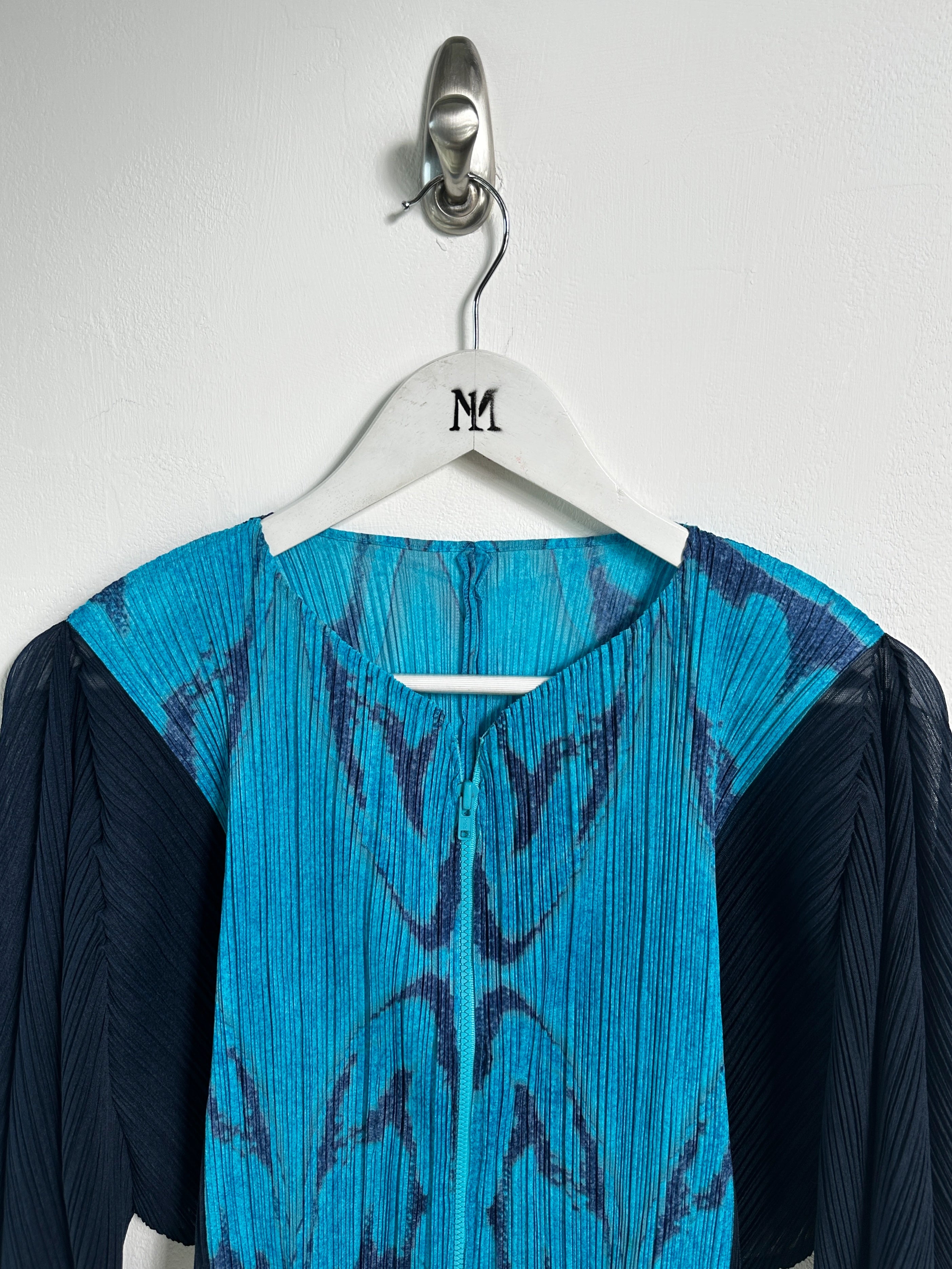 ISSEY MIYAKE PLEATS PLEASE - F/W 2013 CROPPED BUTTERFLY ZIPPED BOLERO
