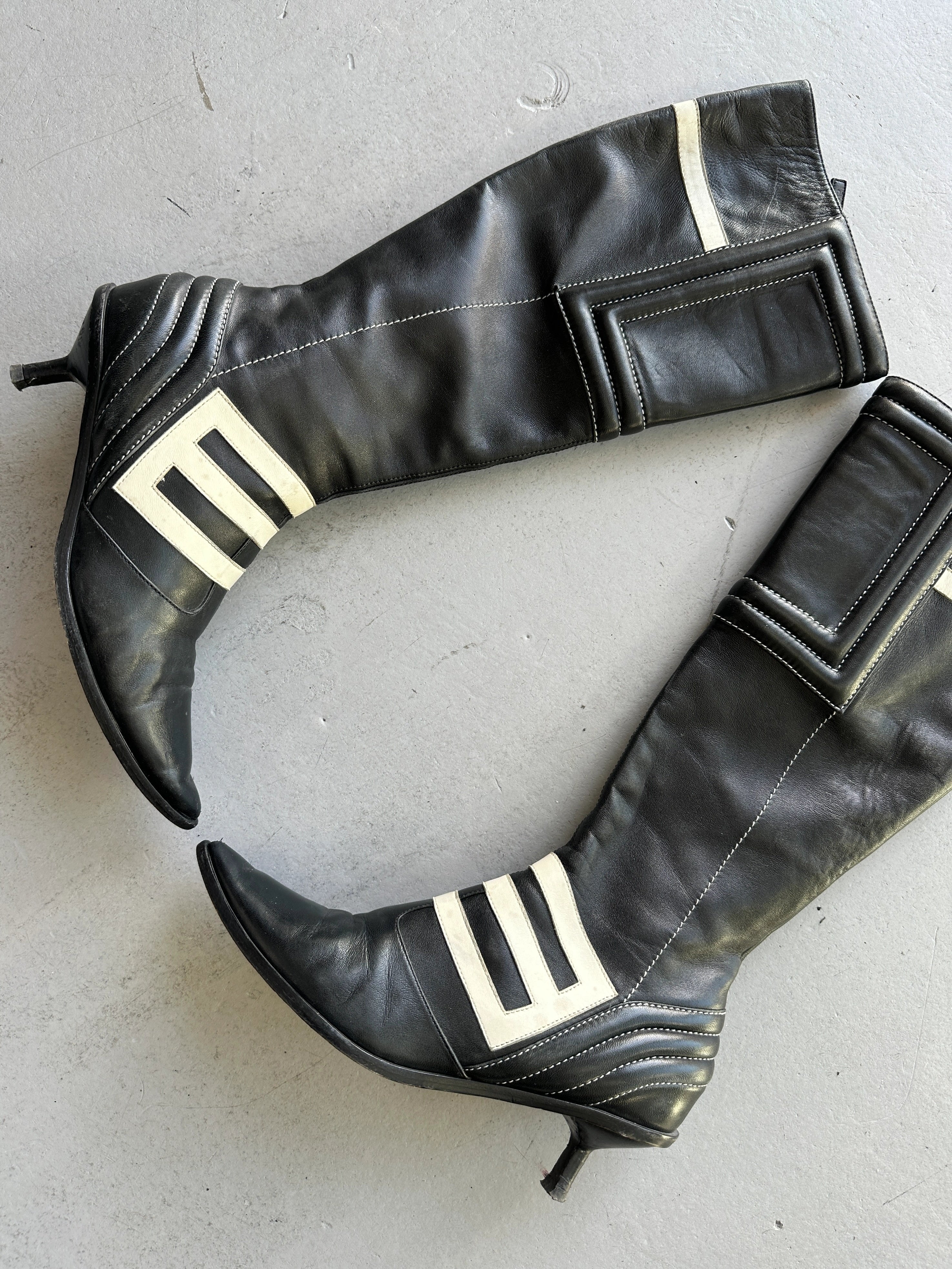 ETRO - F/W 2001 POINTED TOE KITTEN HEELS BOOTS