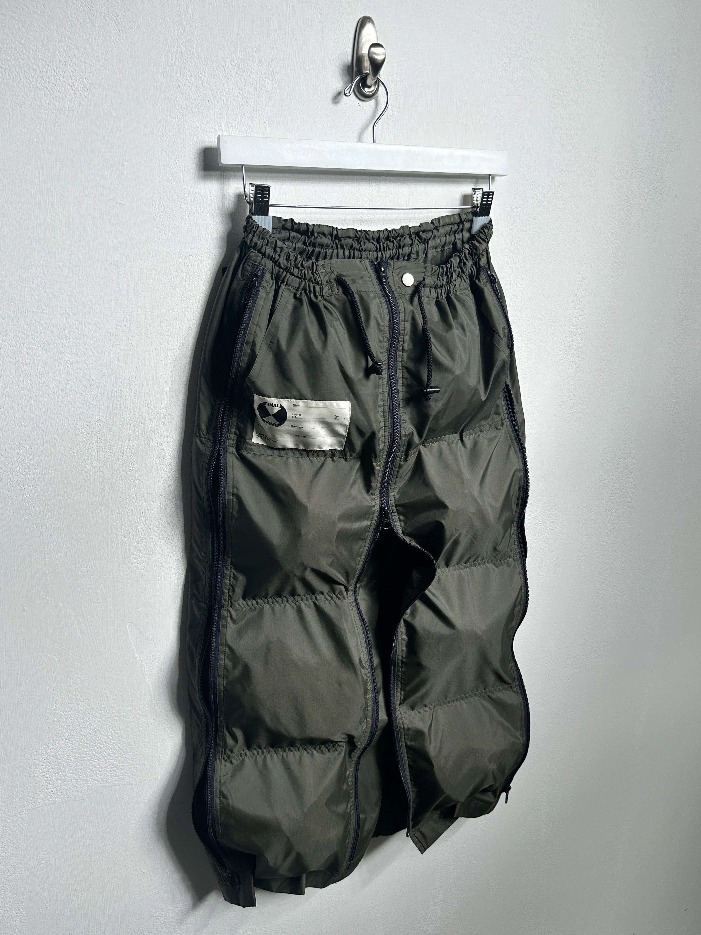 FINAL HOME - early 2000s NYLON MAXY SKIRT WITH ZIPPED SIDE POCKETS