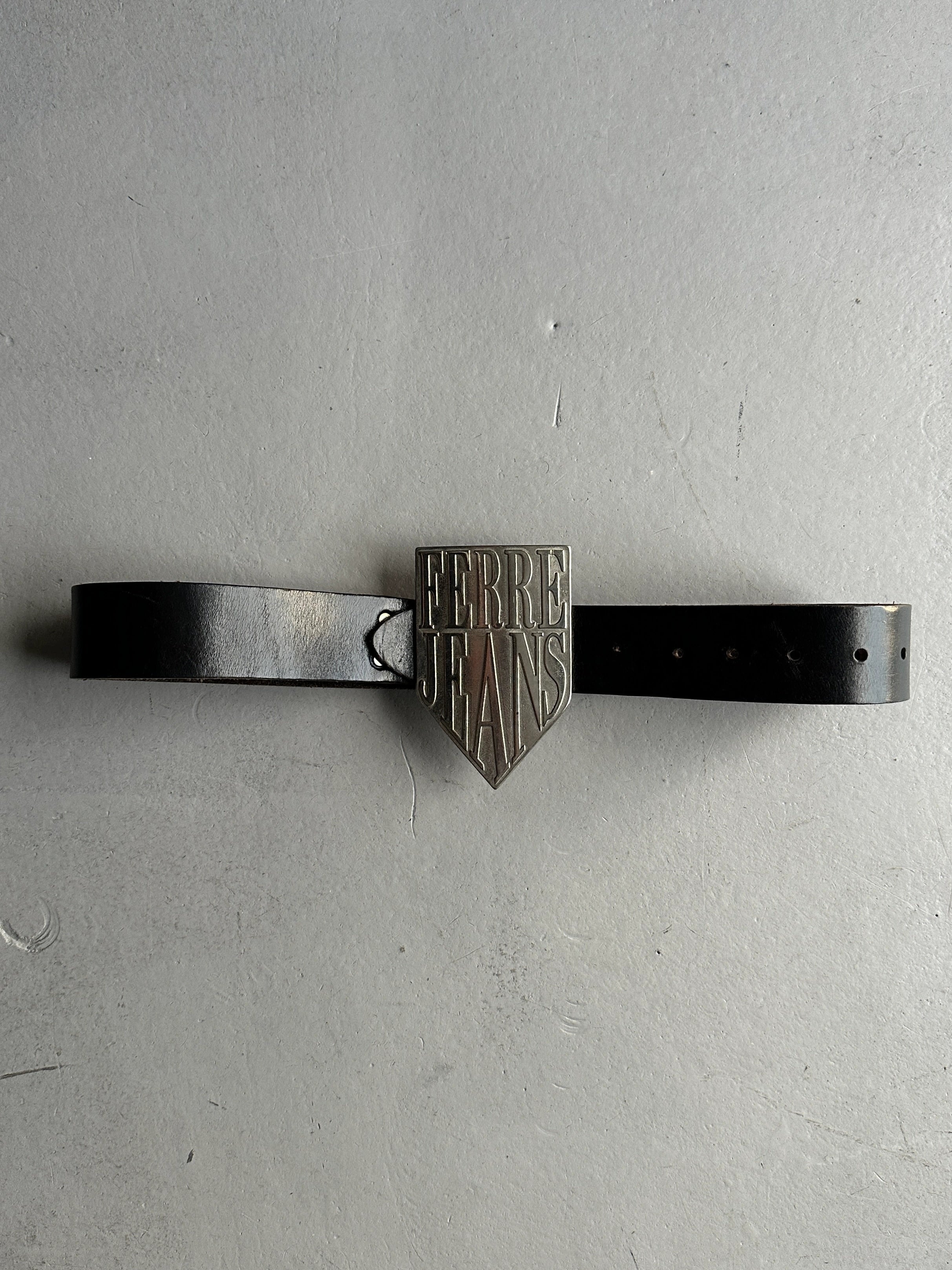 GIANFRANCO FERRÉ - 1990s OVERSIZED BUCKLE LEATHER BELT