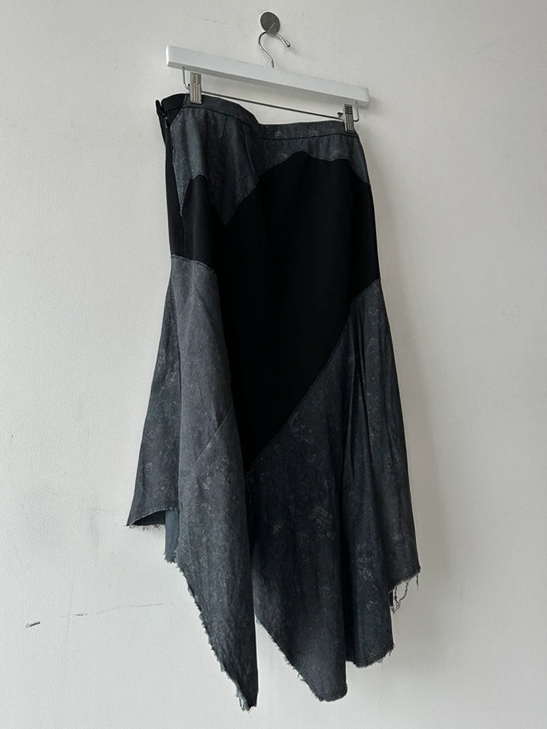 ISSEY MIYAKE - A/W 2005 ASYMMETRICAL PANELED SKIRT