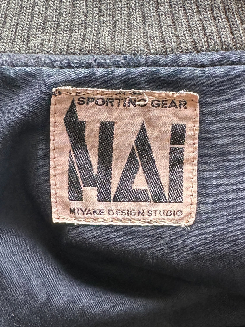 ISSEY MIYAKE HAI - 1980s BOMBER JACKET WITH CONTRASTING LEATHER SLEEVE